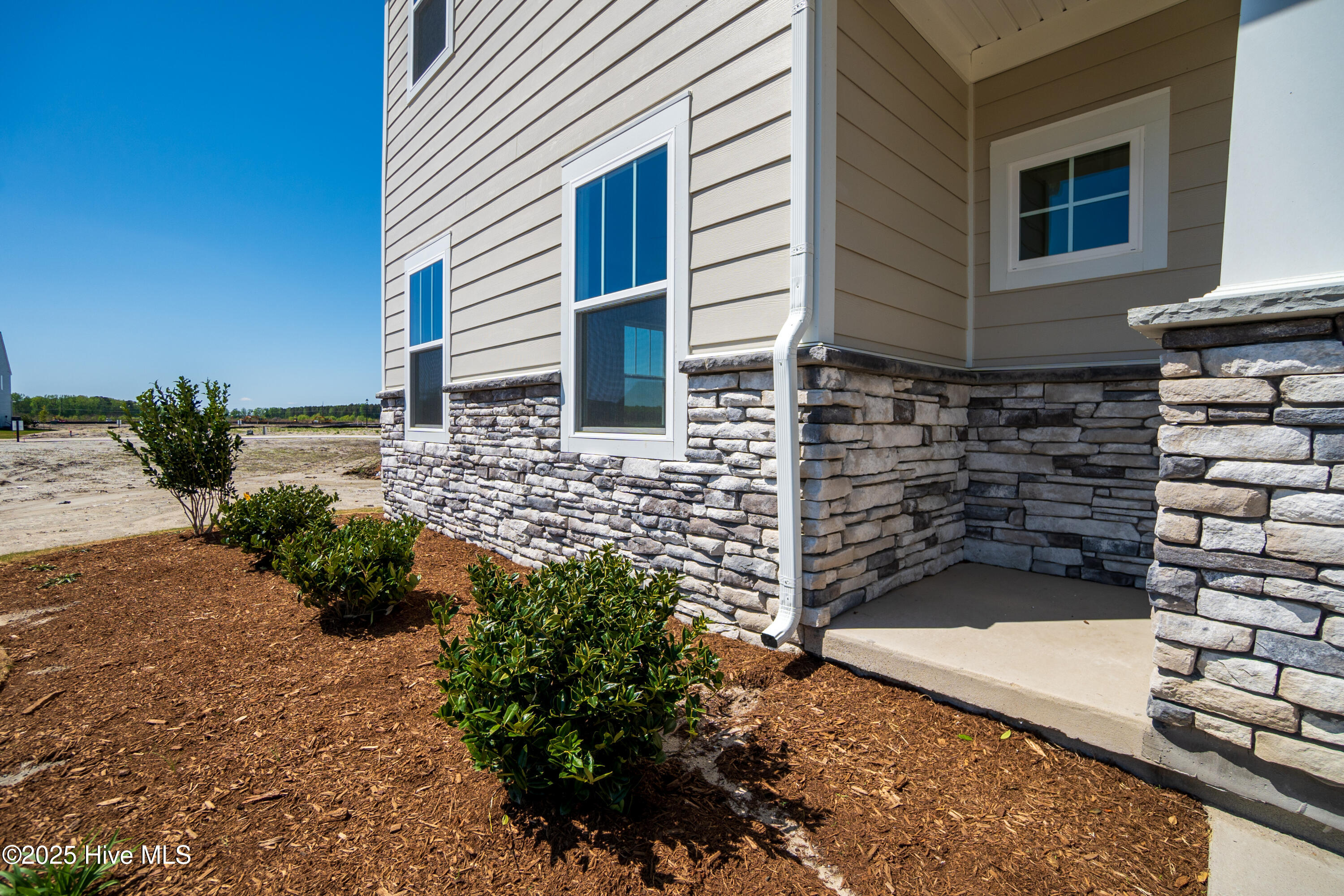 307 Iris Circle Property Photo 14