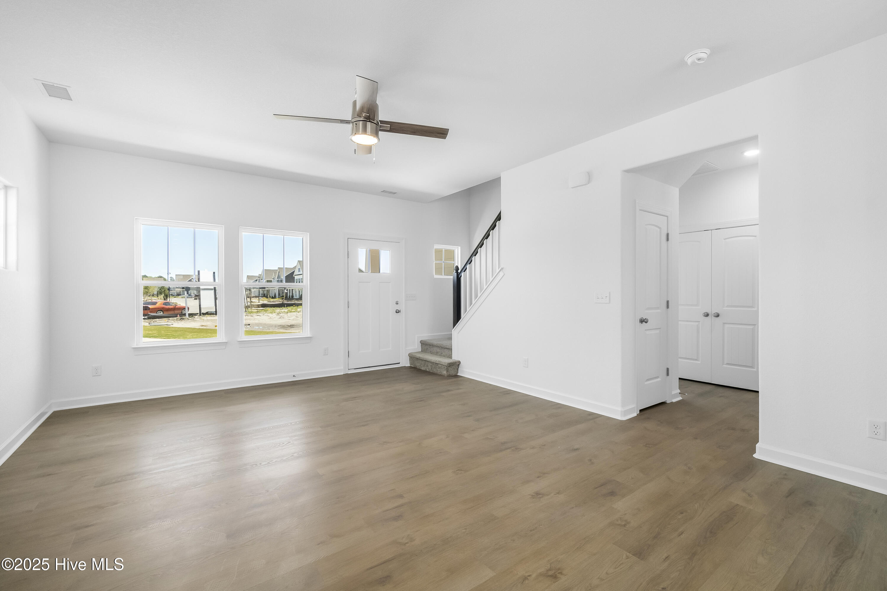 307 Iris Circle Property Photo 17