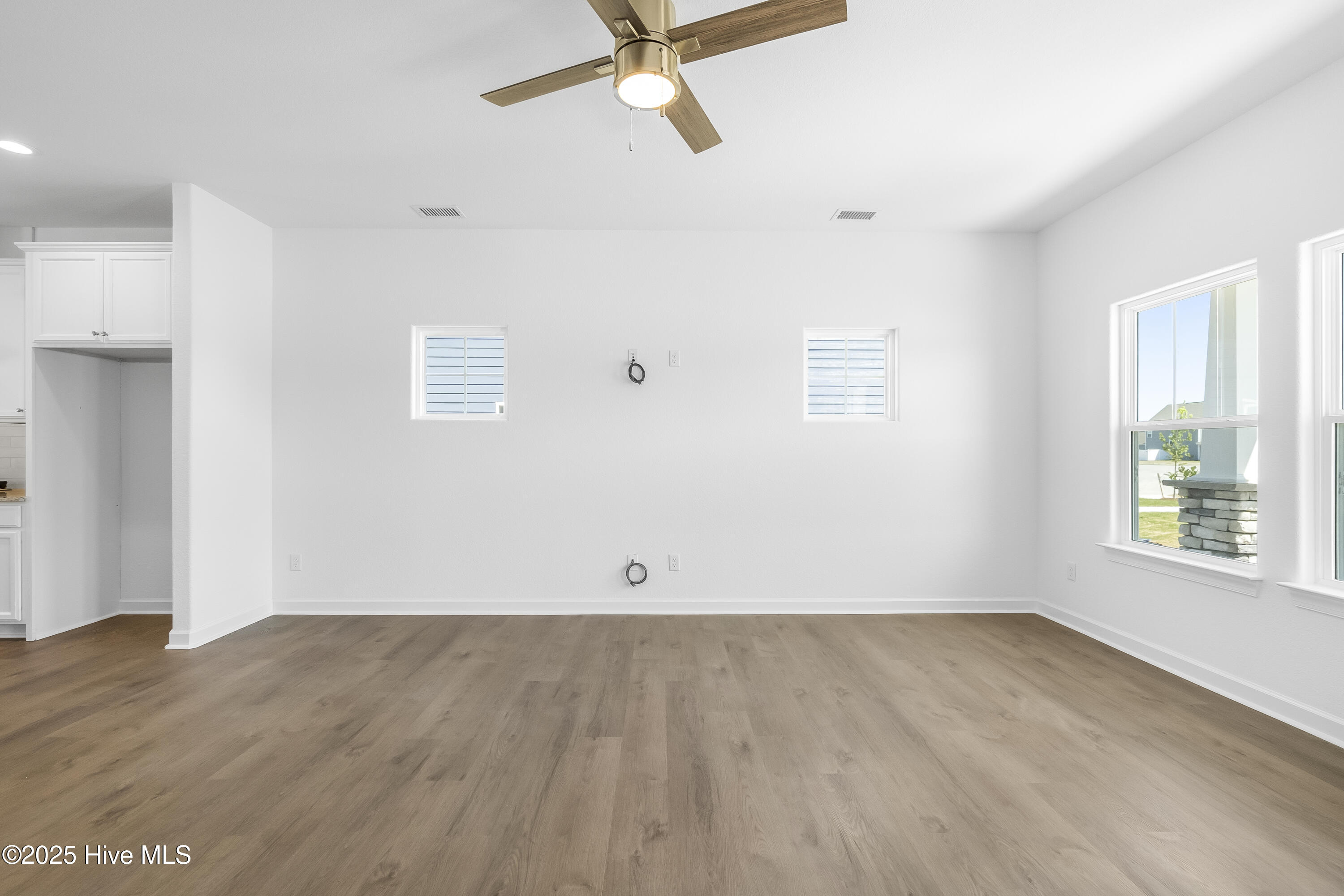 307 Iris Circle Property Photo 19