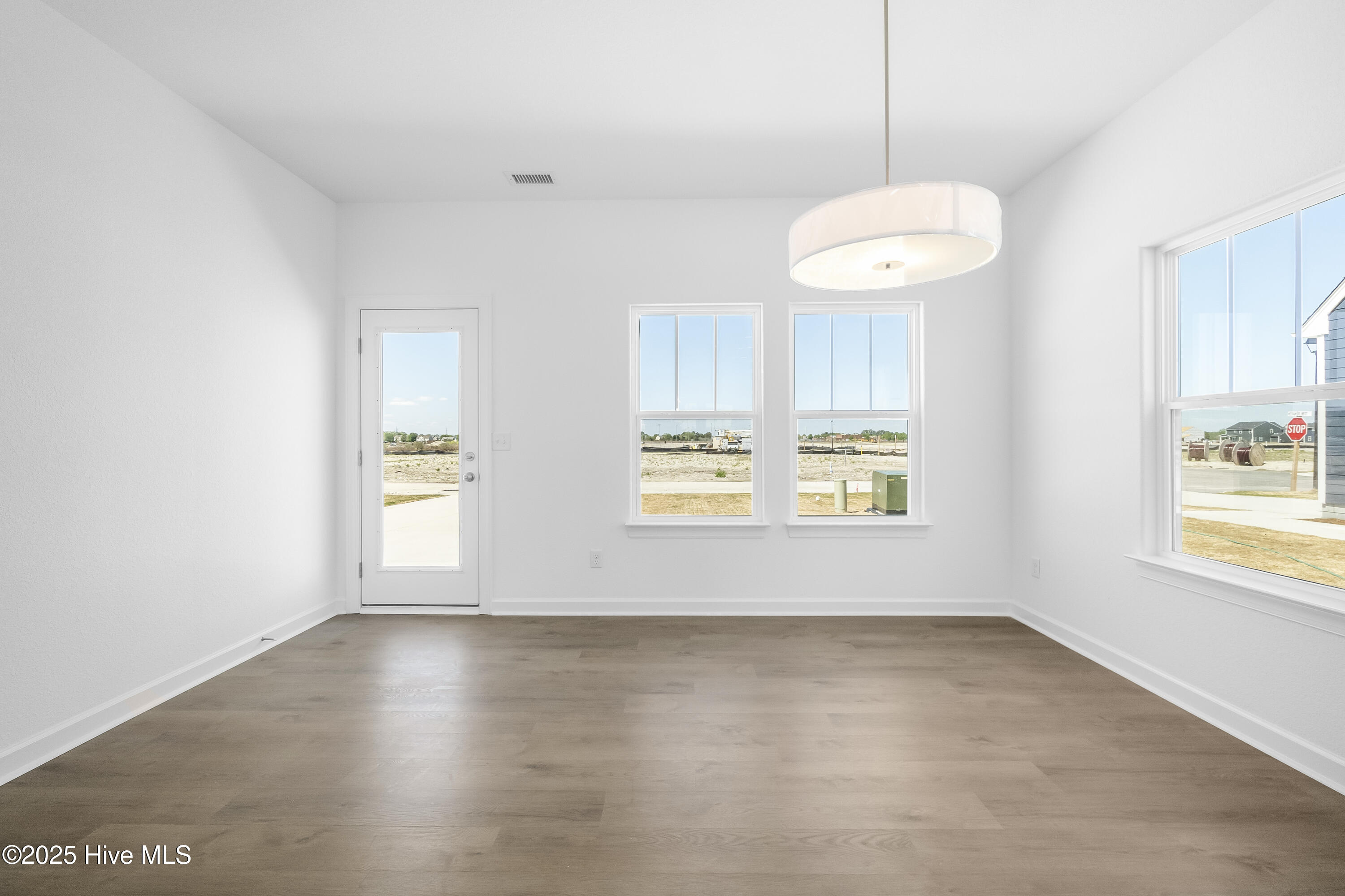 307 Iris Circle Property Photo 29