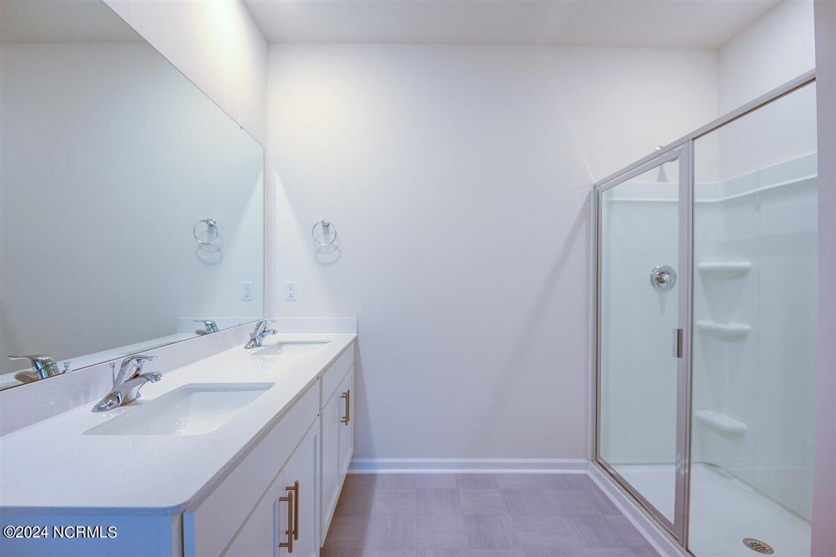 1117 Middlecrest Drive Property Photo 27