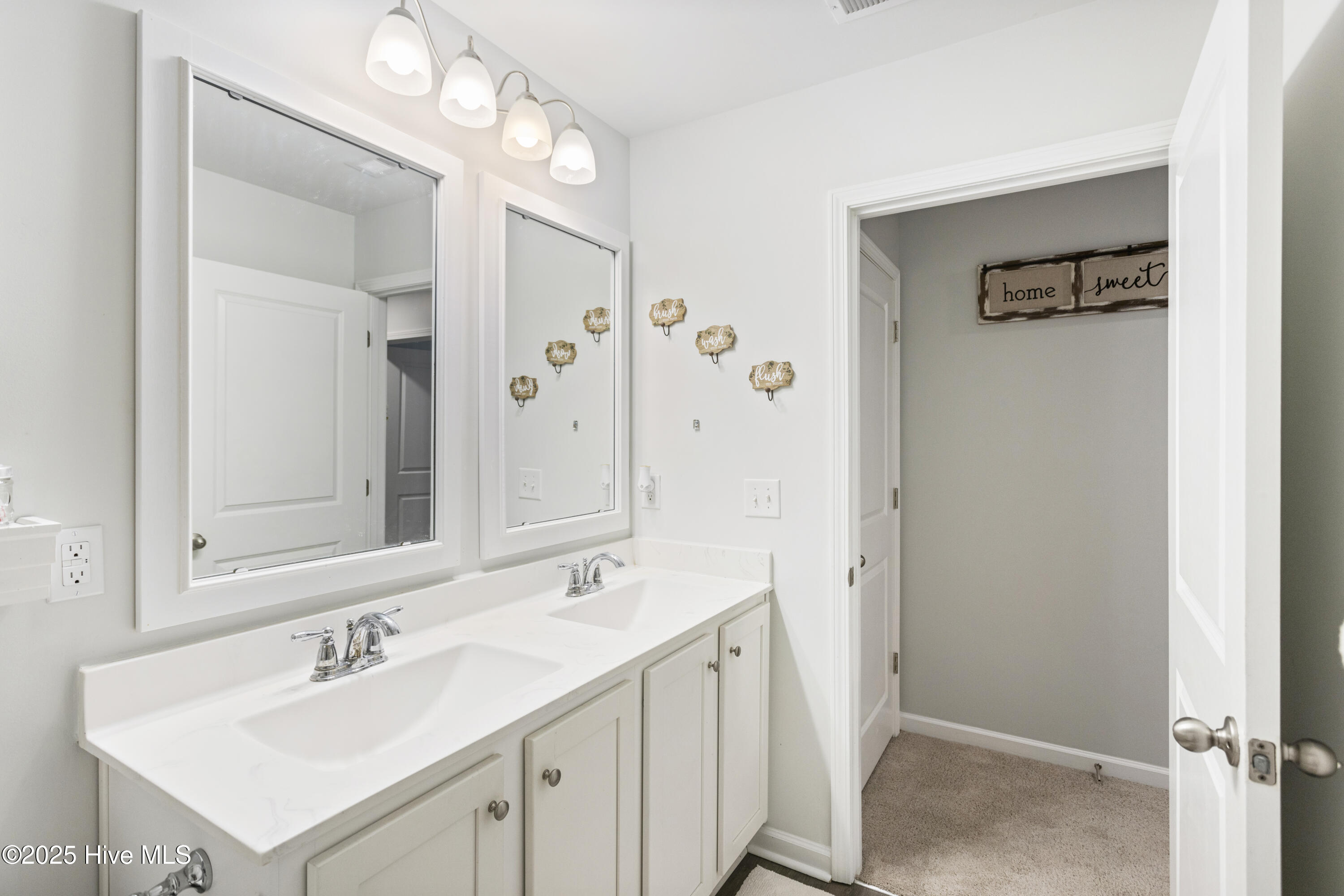 810 Seathwaite Lane Property Photo 27