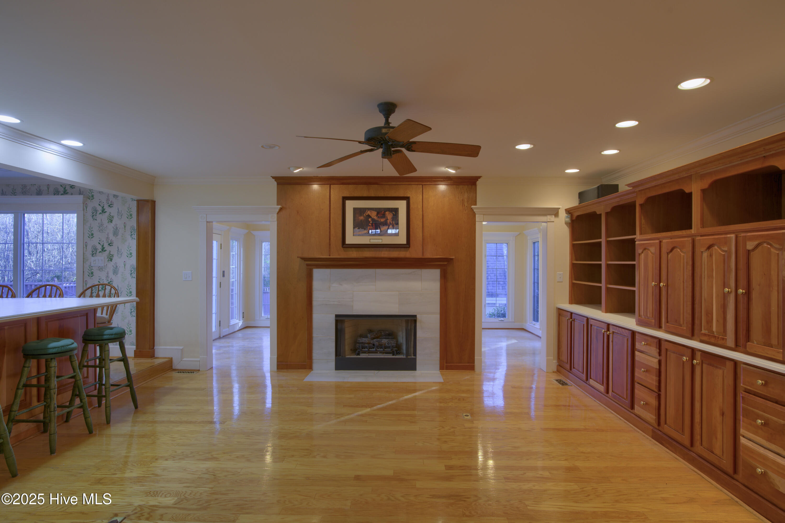 2234 Perry Drive Property Photo 4