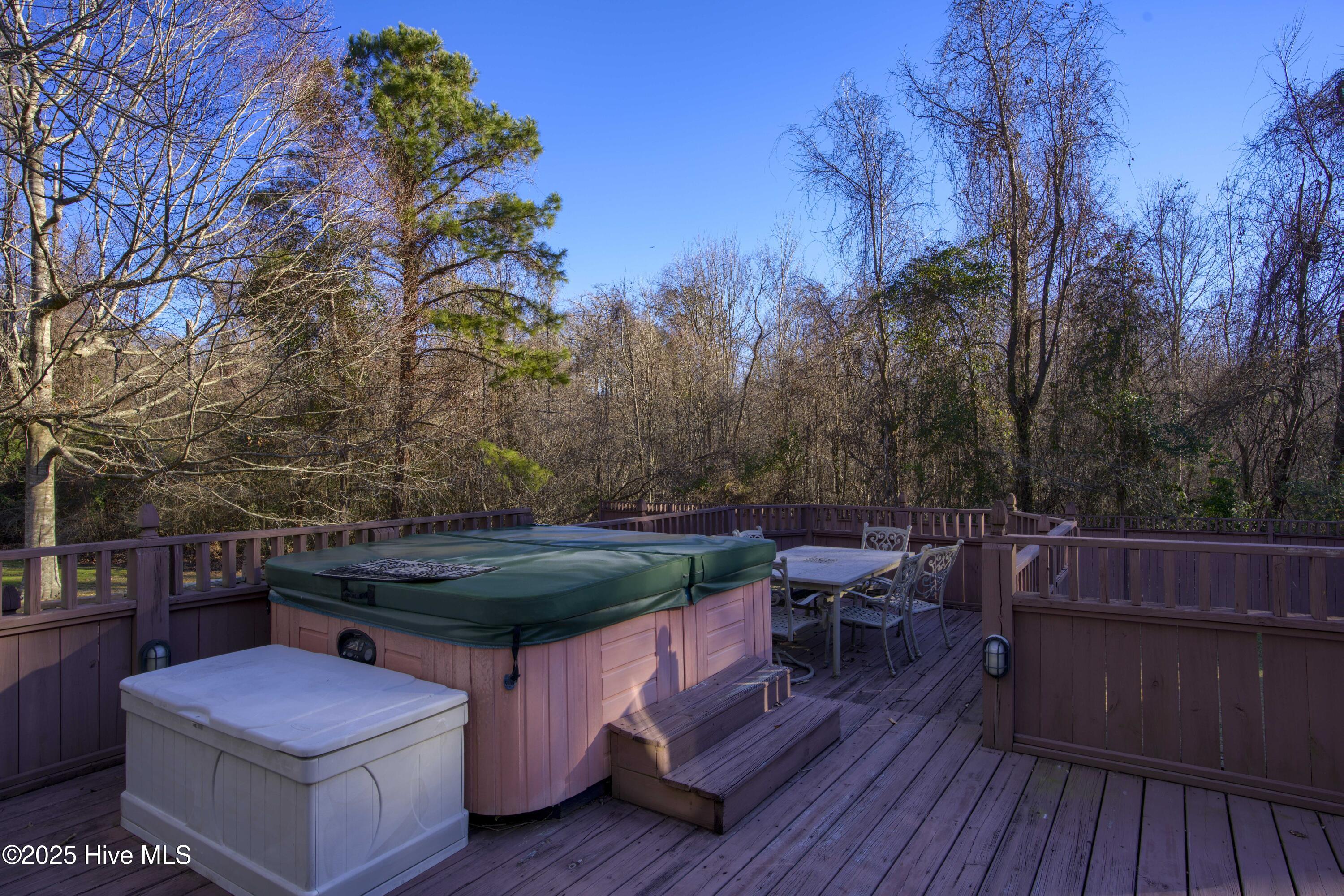 2234 Perry Drive Property Photo 13