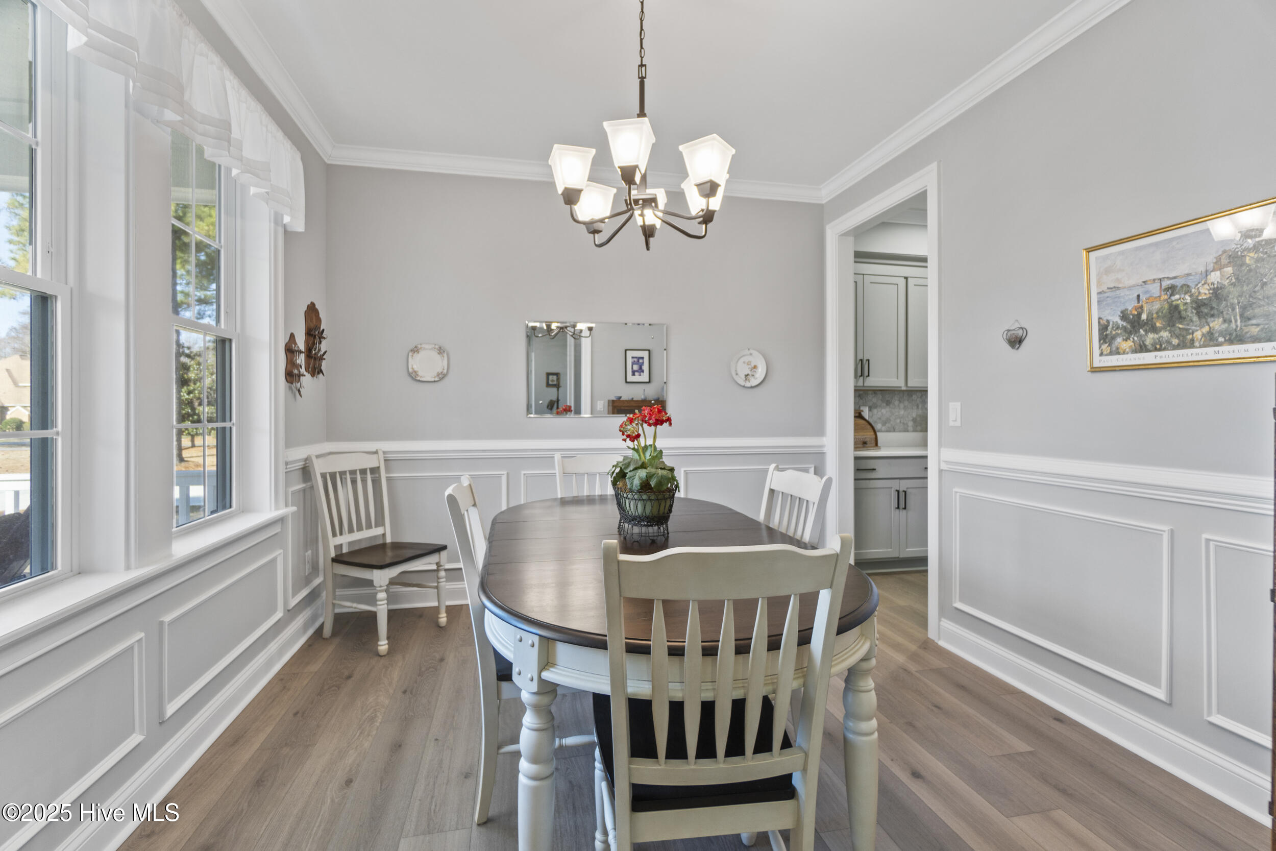 390 Albemarle Boulevard Property Photo 7