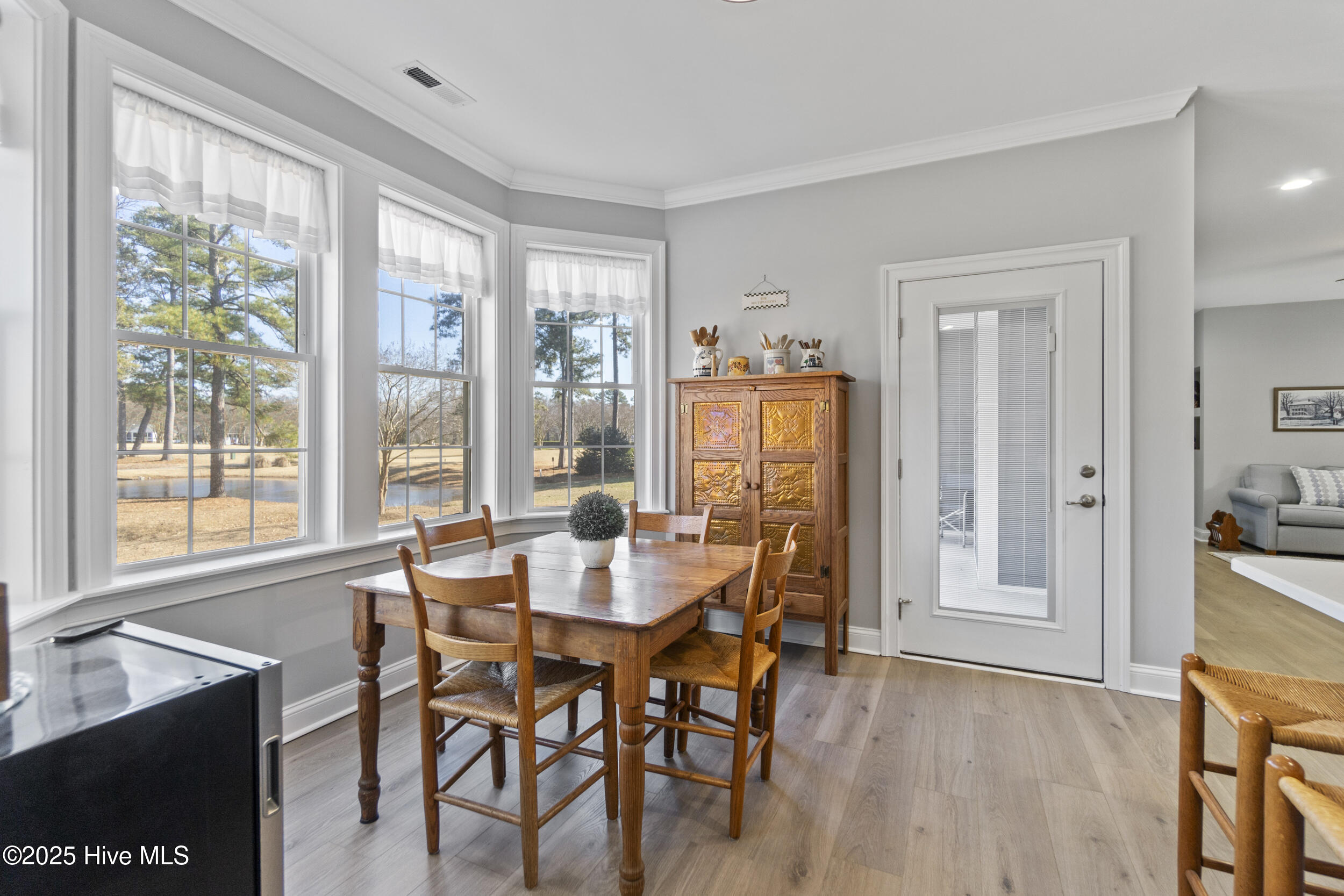 390 Albemarle Boulevard Property Photo 10