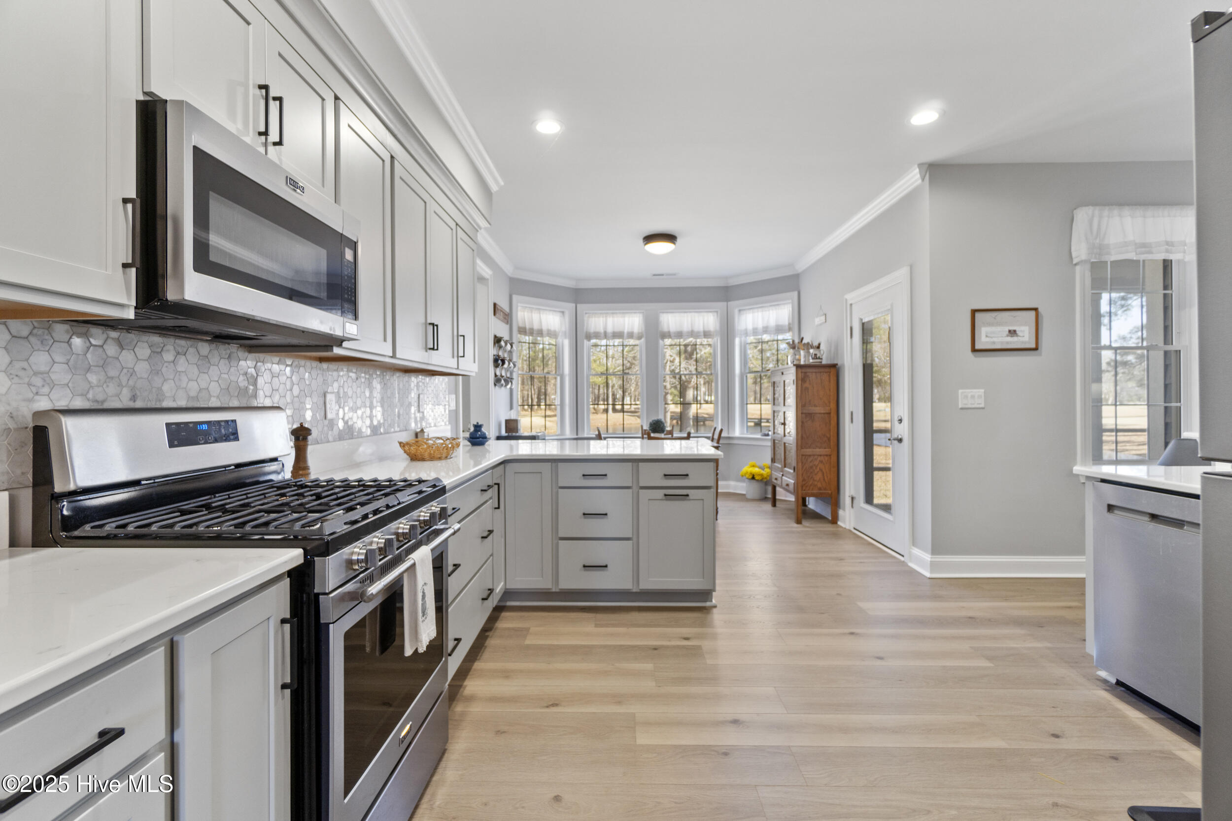 390 Albemarle Boulevard Property Photo 14