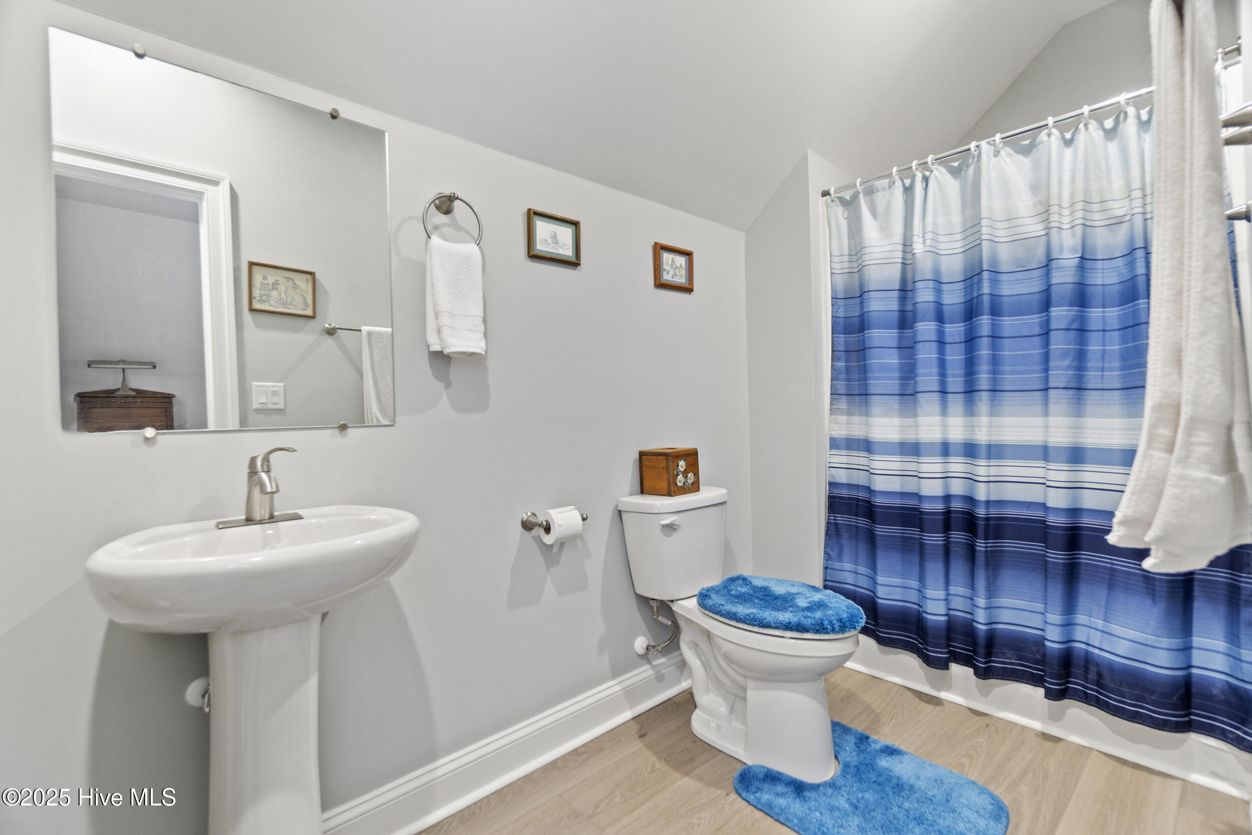 390 Albemarle Boulevard Property Photo 20