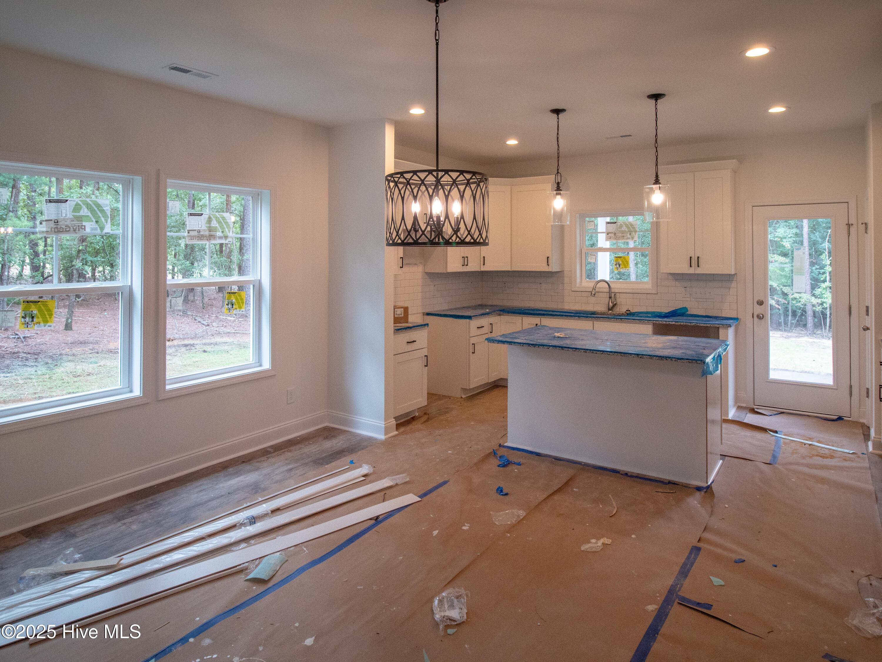 181 Pinecrest Drive Property Photo 4