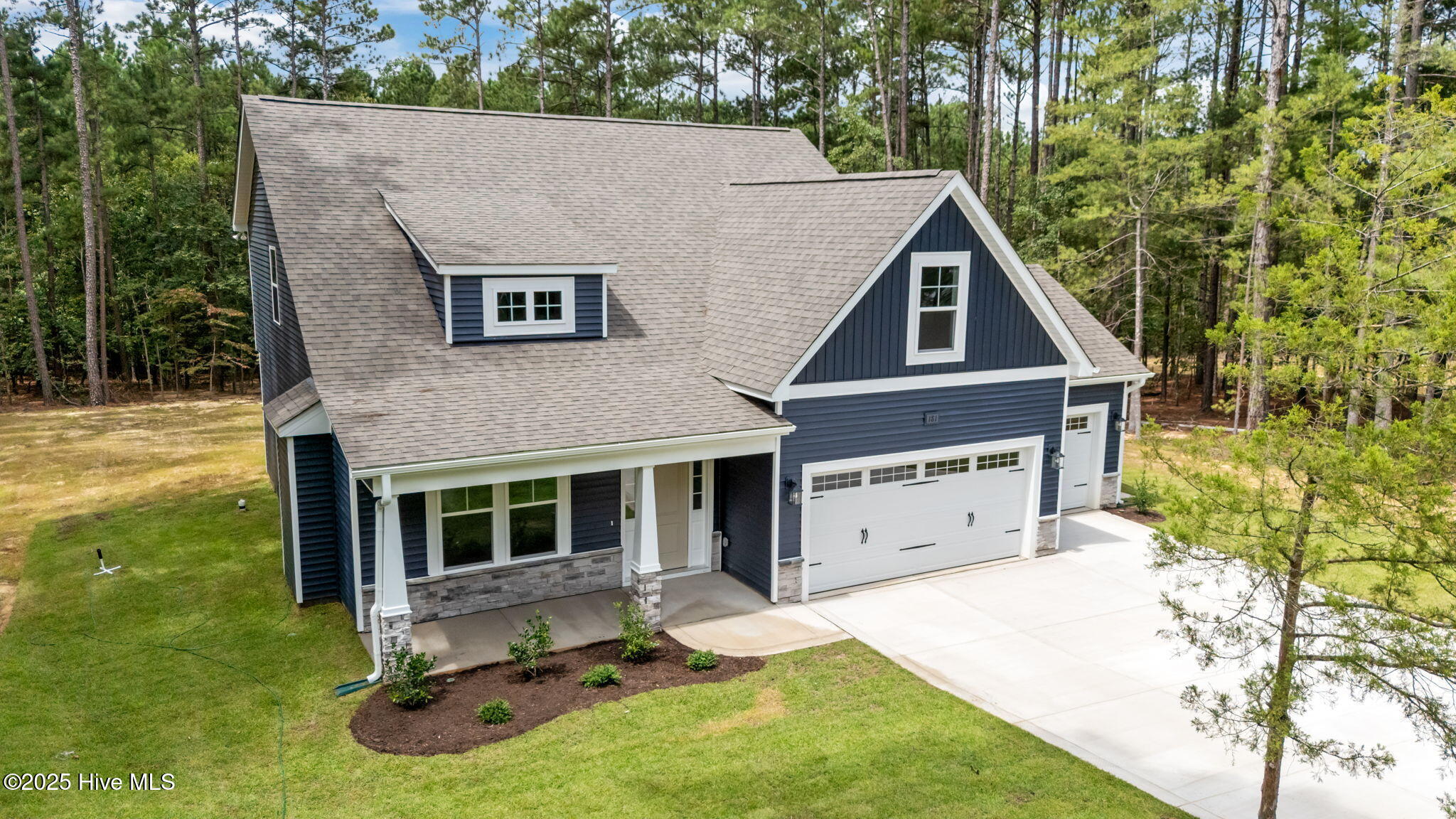 181 Pinecrest Drive Property Photo 5