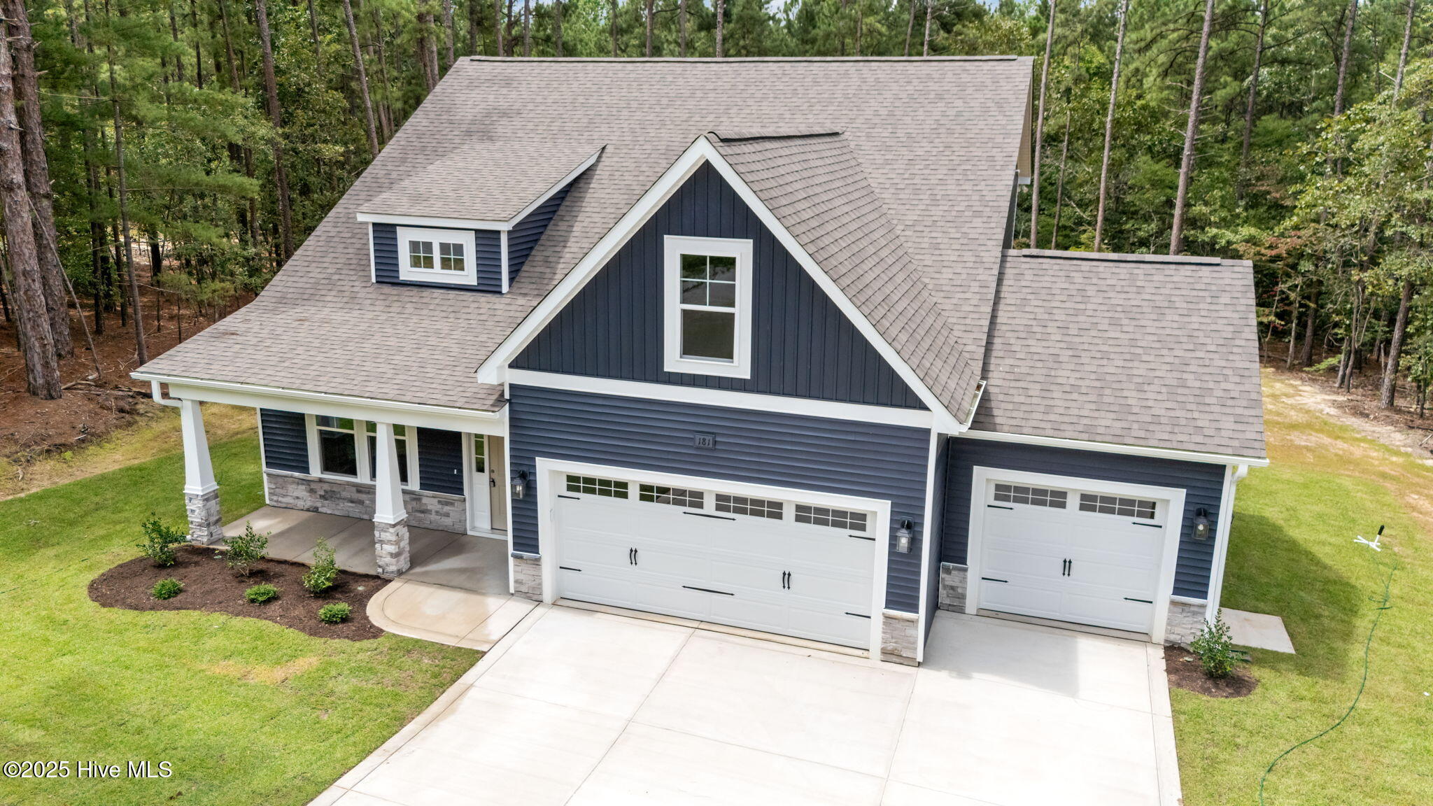 181 Pinecrest Drive Property Photo 6