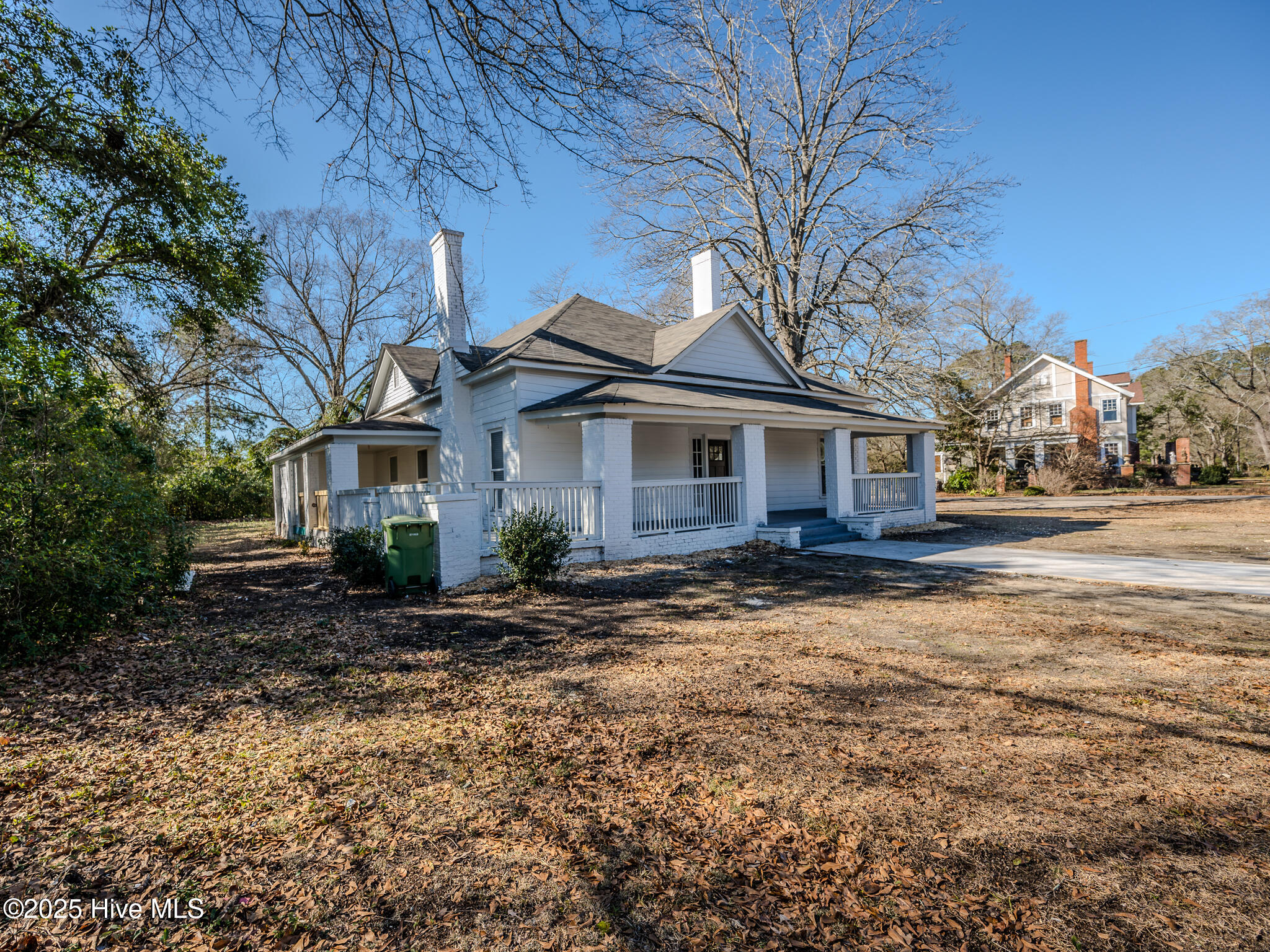 22180 Bundy Street Property Photo 3