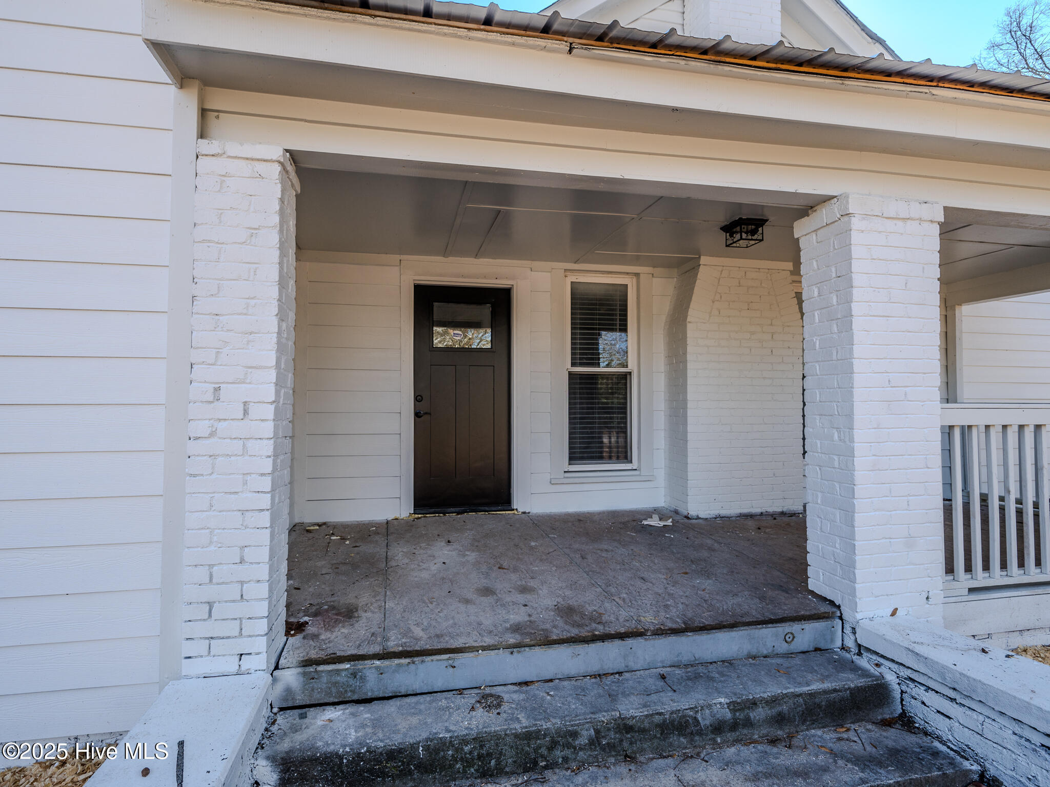 22180 Bundy Street Property Photo 6