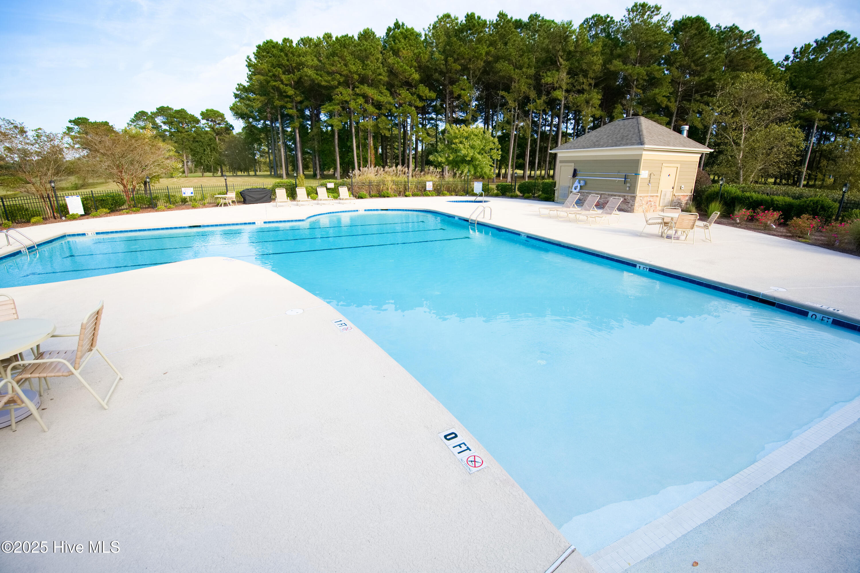 389 Crow Creek Drive Property Photo 14
