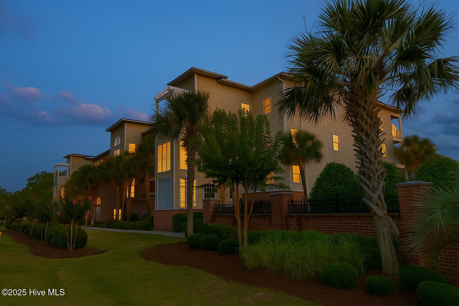 2252 Dolphin Shores Drive 14 Property Photo 1