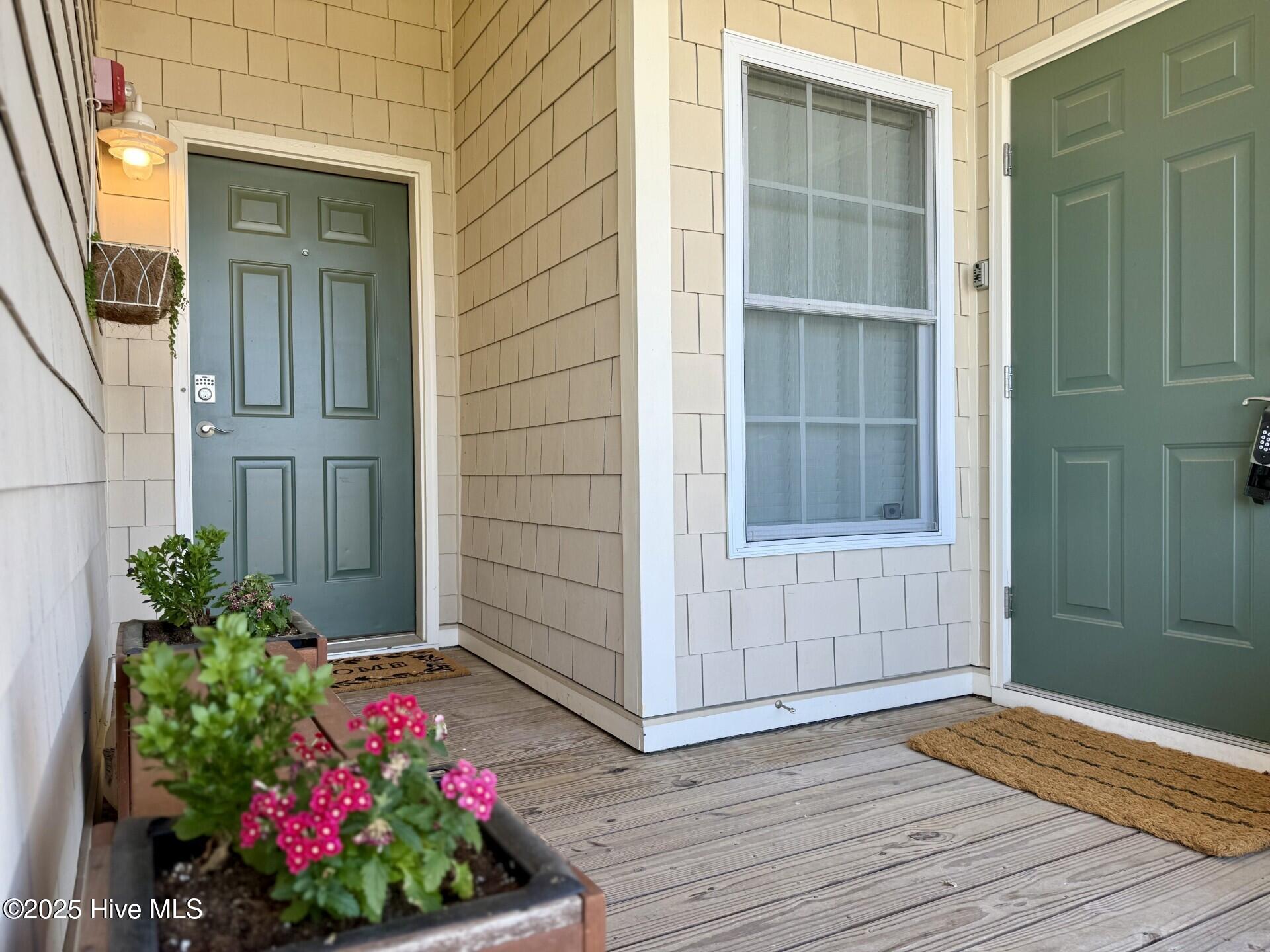 2252 Dolphin Shores Drive 14 Property Photo 3