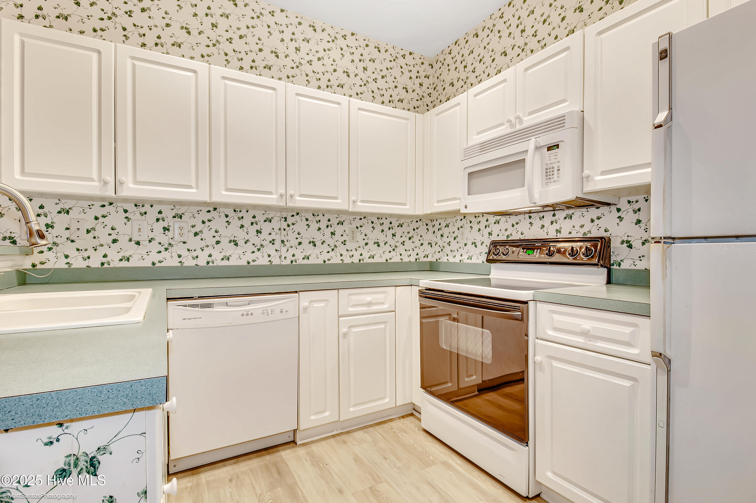 4660 Lightkeepers Way Unit 37a Property Photo 13