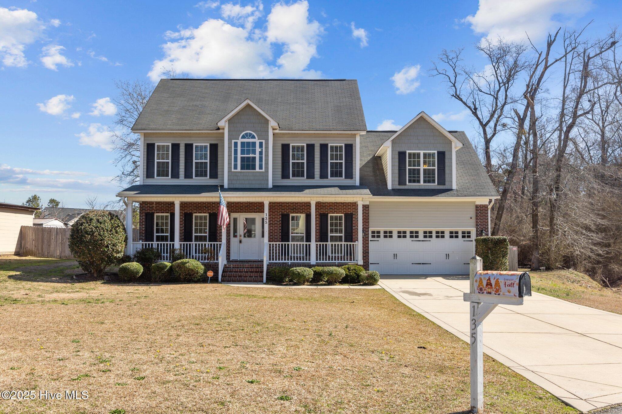 135 Rocktree Court Property Photo 2