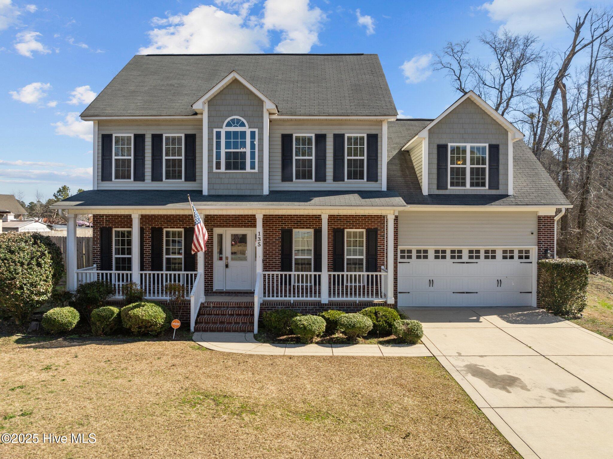 135 Rocktree Court Property Photo 3