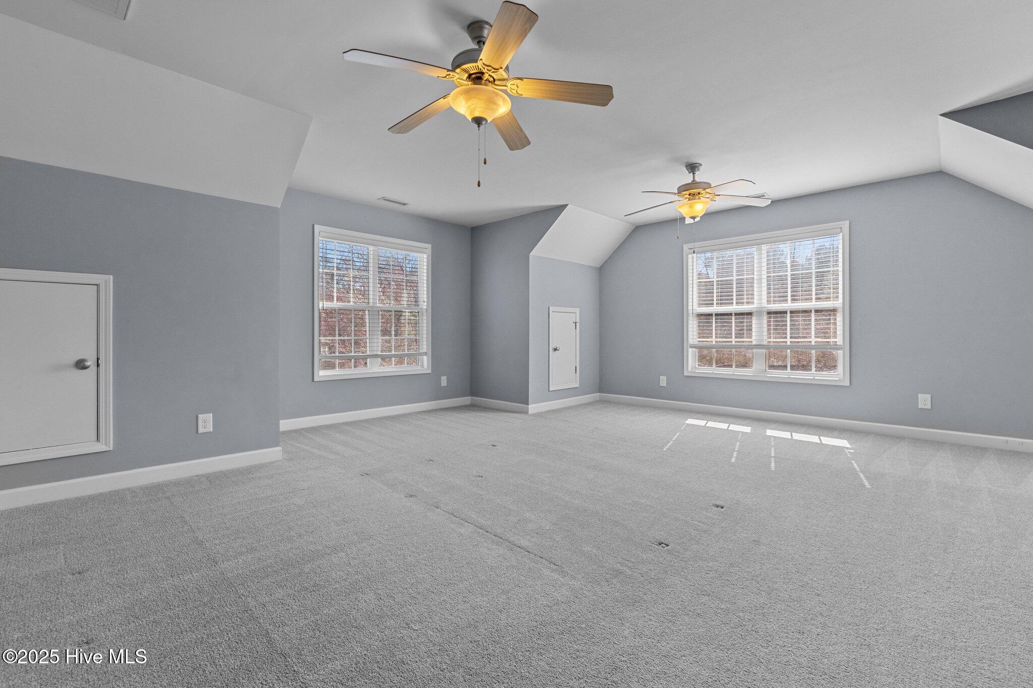 135 Rocktree Court Property Photo 31