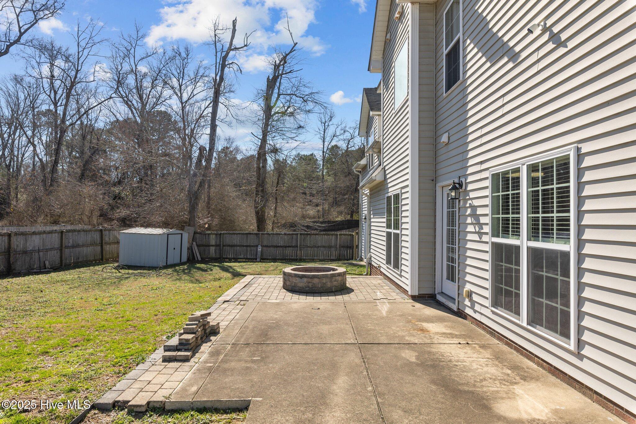 135 Rocktree Court Property Photo 36