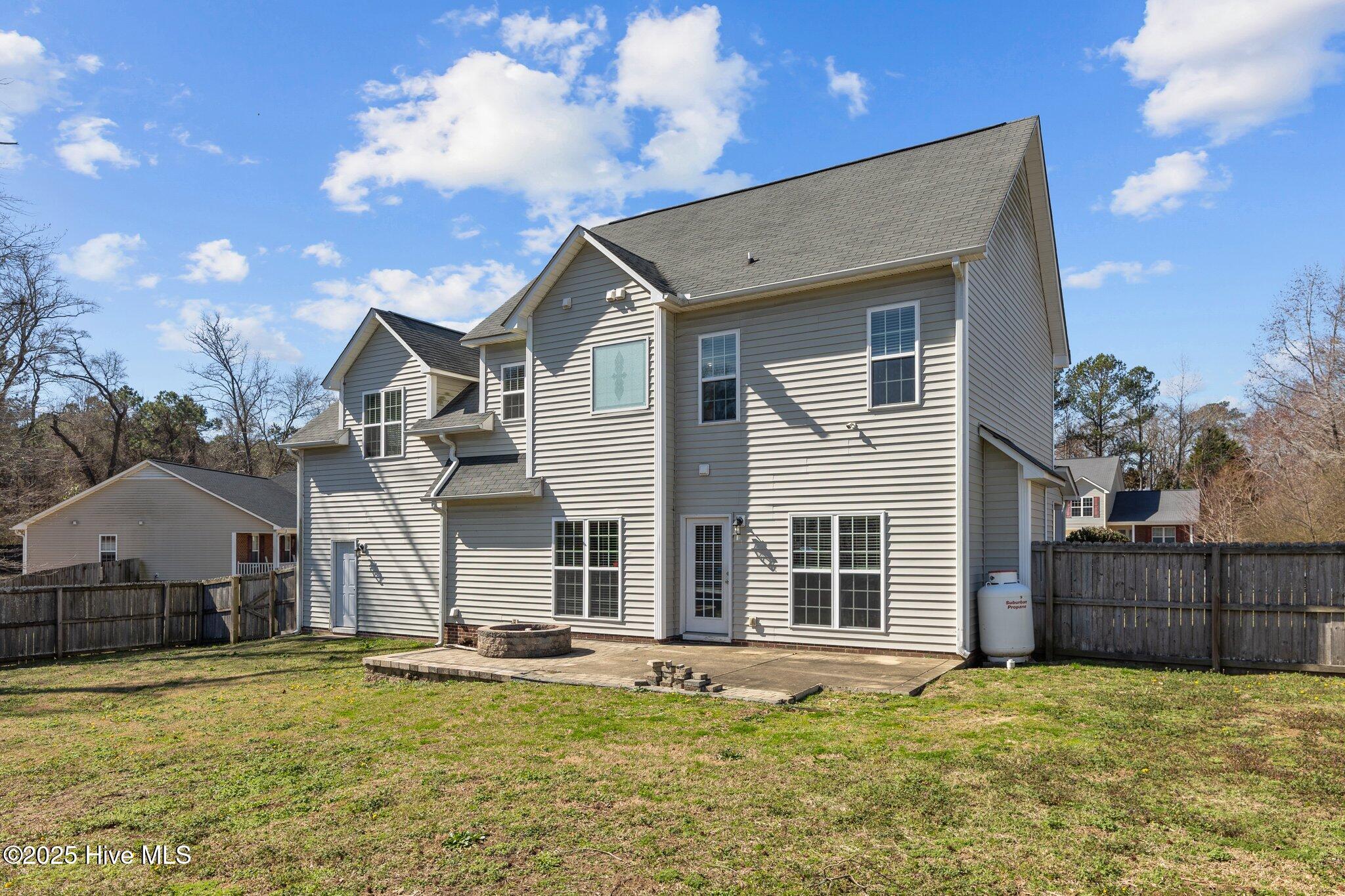 135 Rocktree Court Property Photo 37