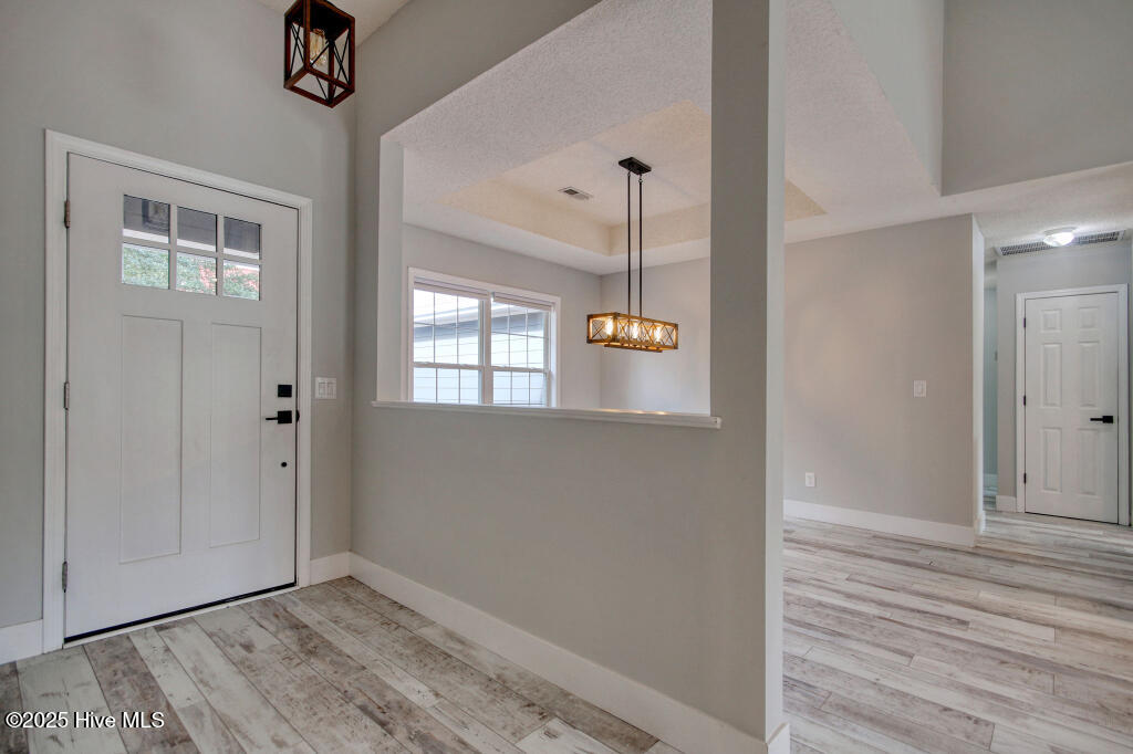 1785 Forest Oak Boulevard Property Photo 6