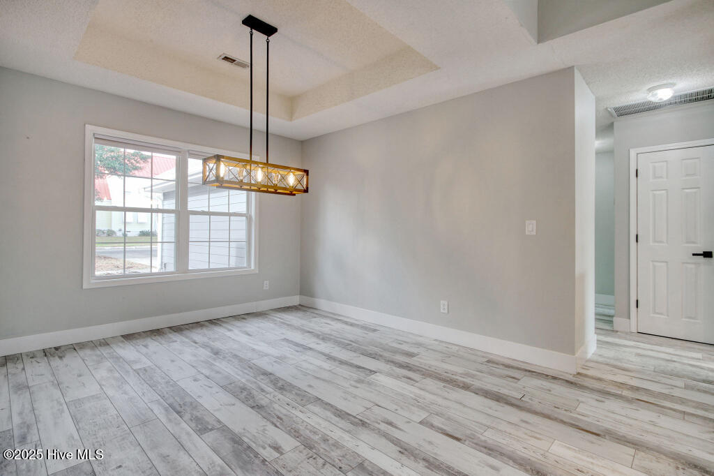 1785 Forest Oak Boulevard Property Photo 7