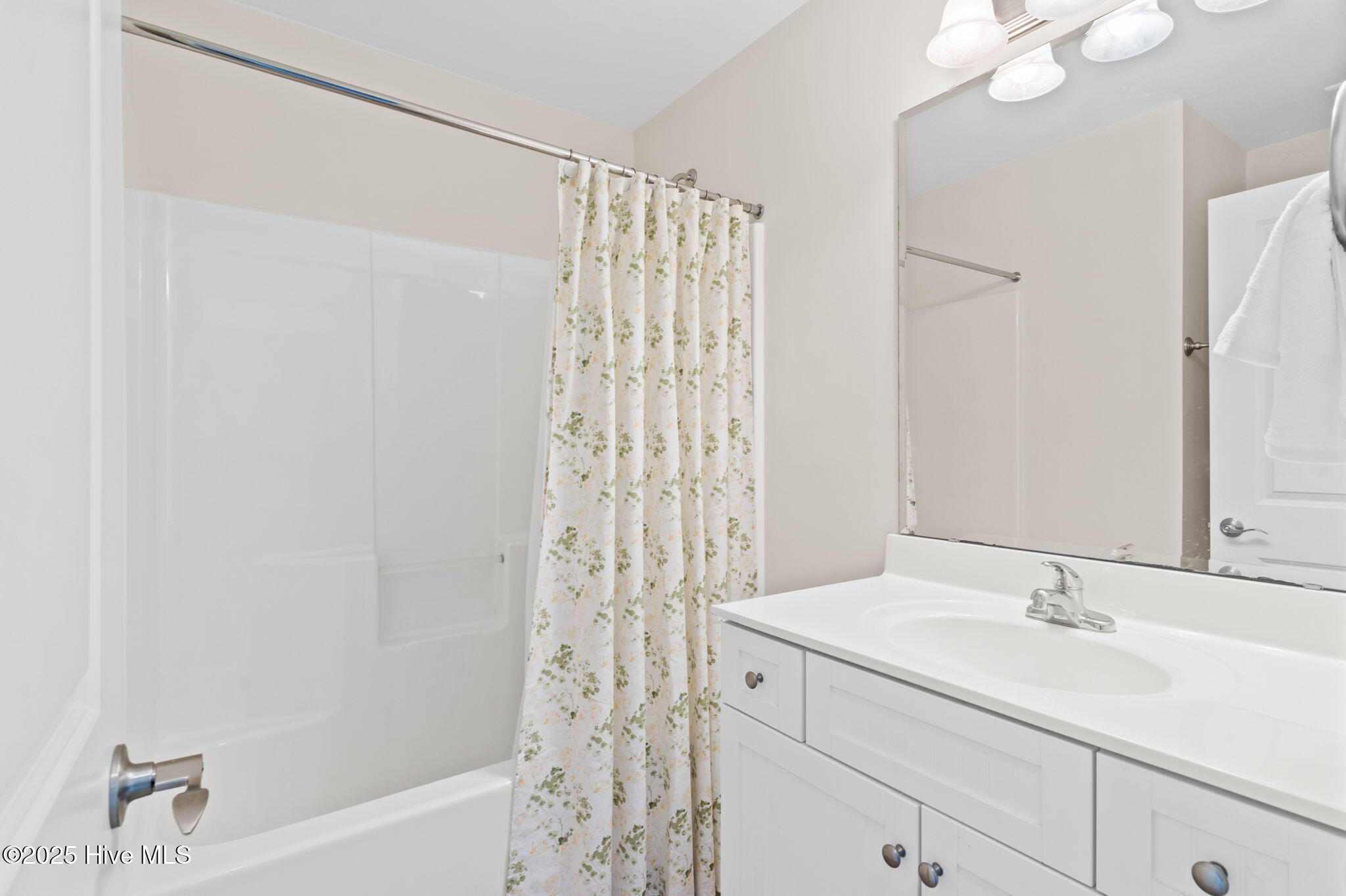 1274 Neptuno Court Property Photo 23