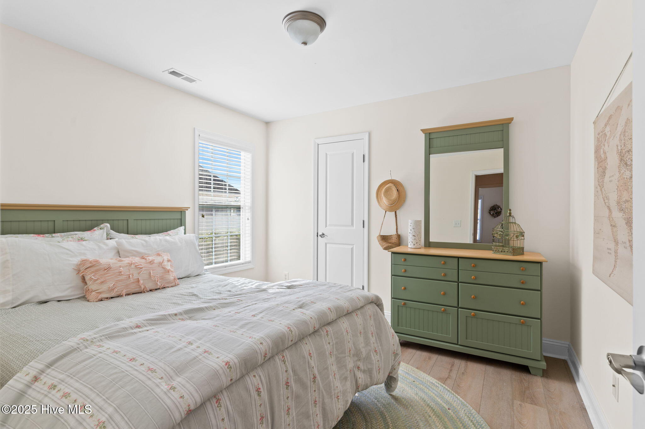 1274 Neptuno Court Property Photo 24