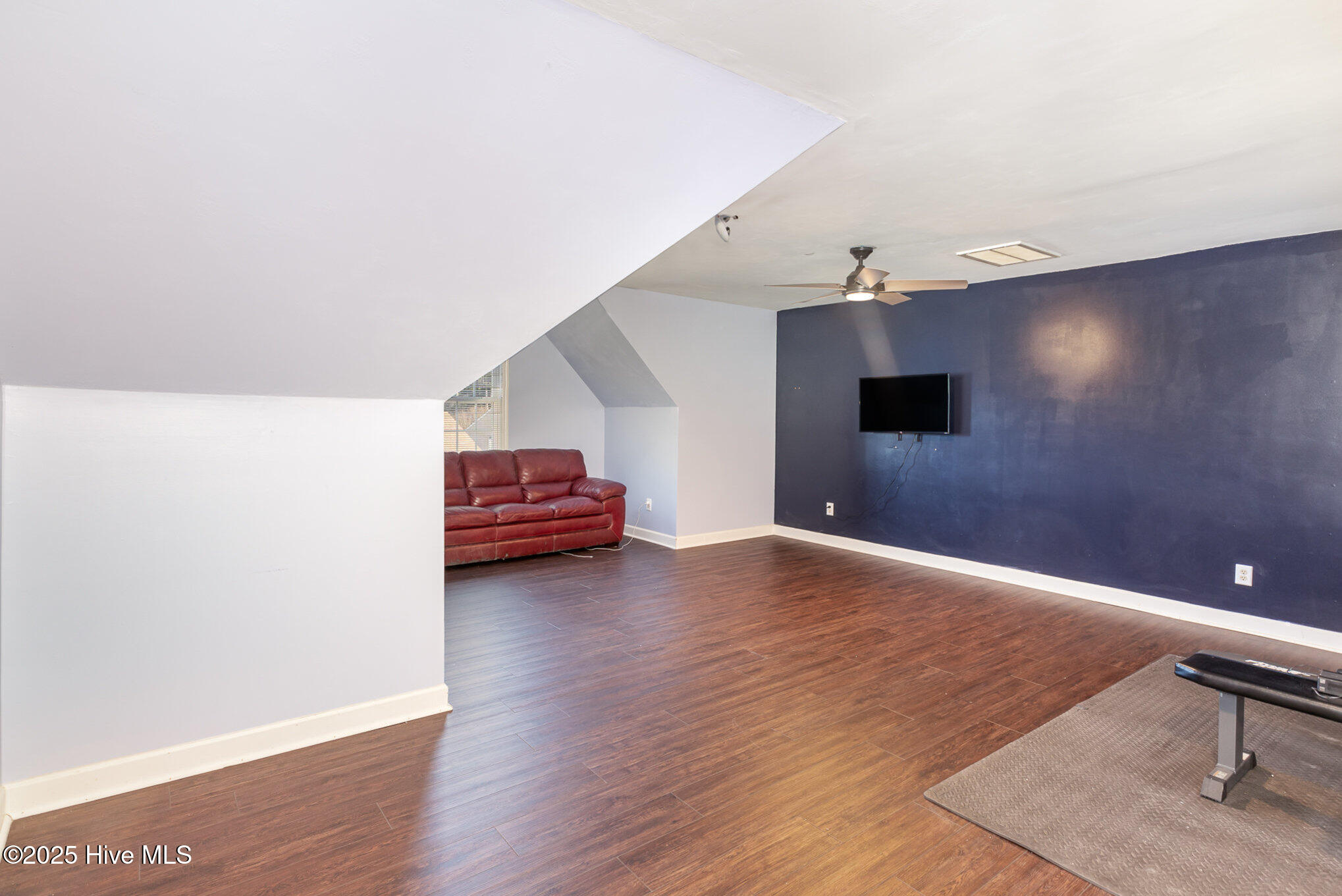 2924 Neals Creek Drive Property Photo 20