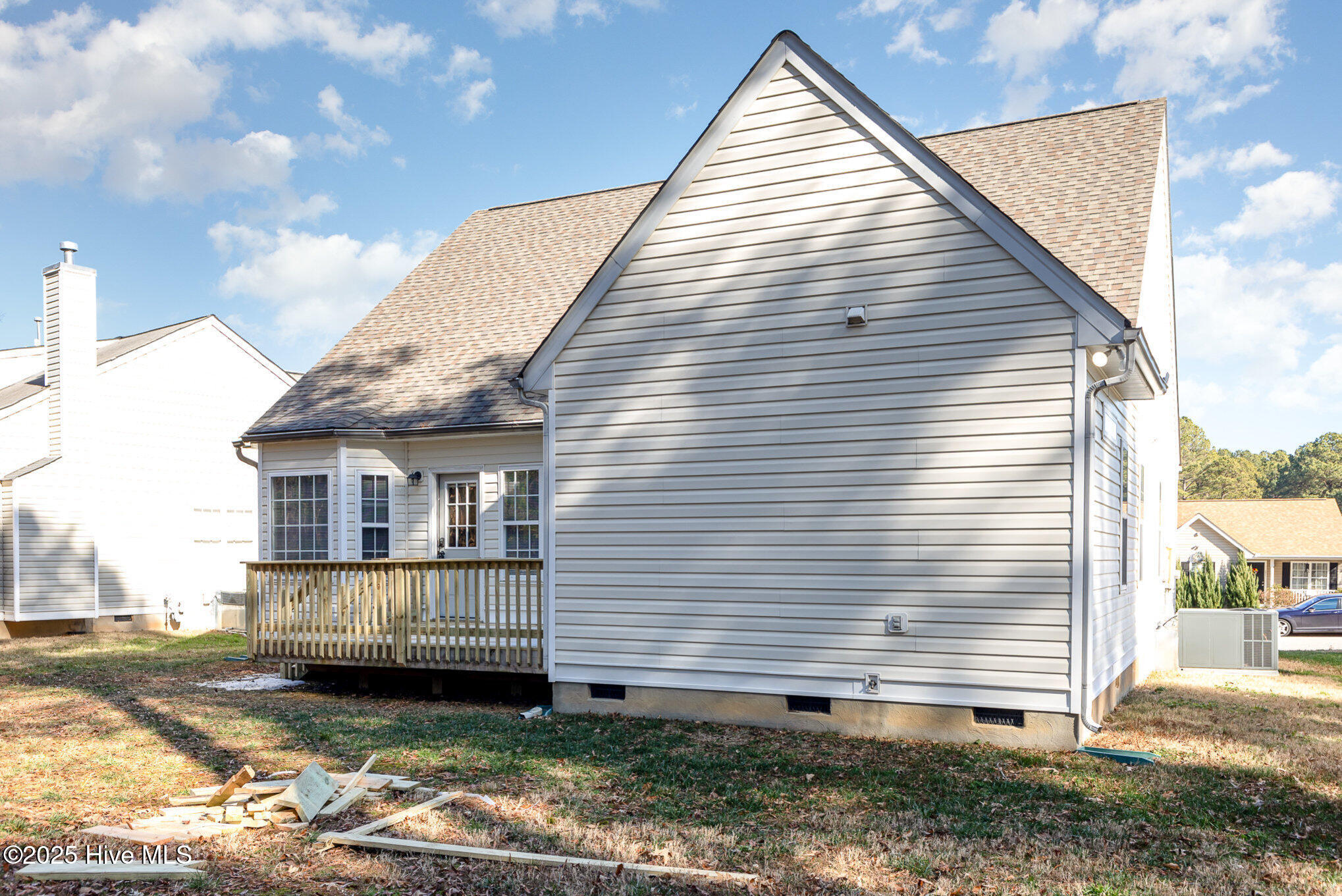 2924 Neals Creek Drive Property Photo 24