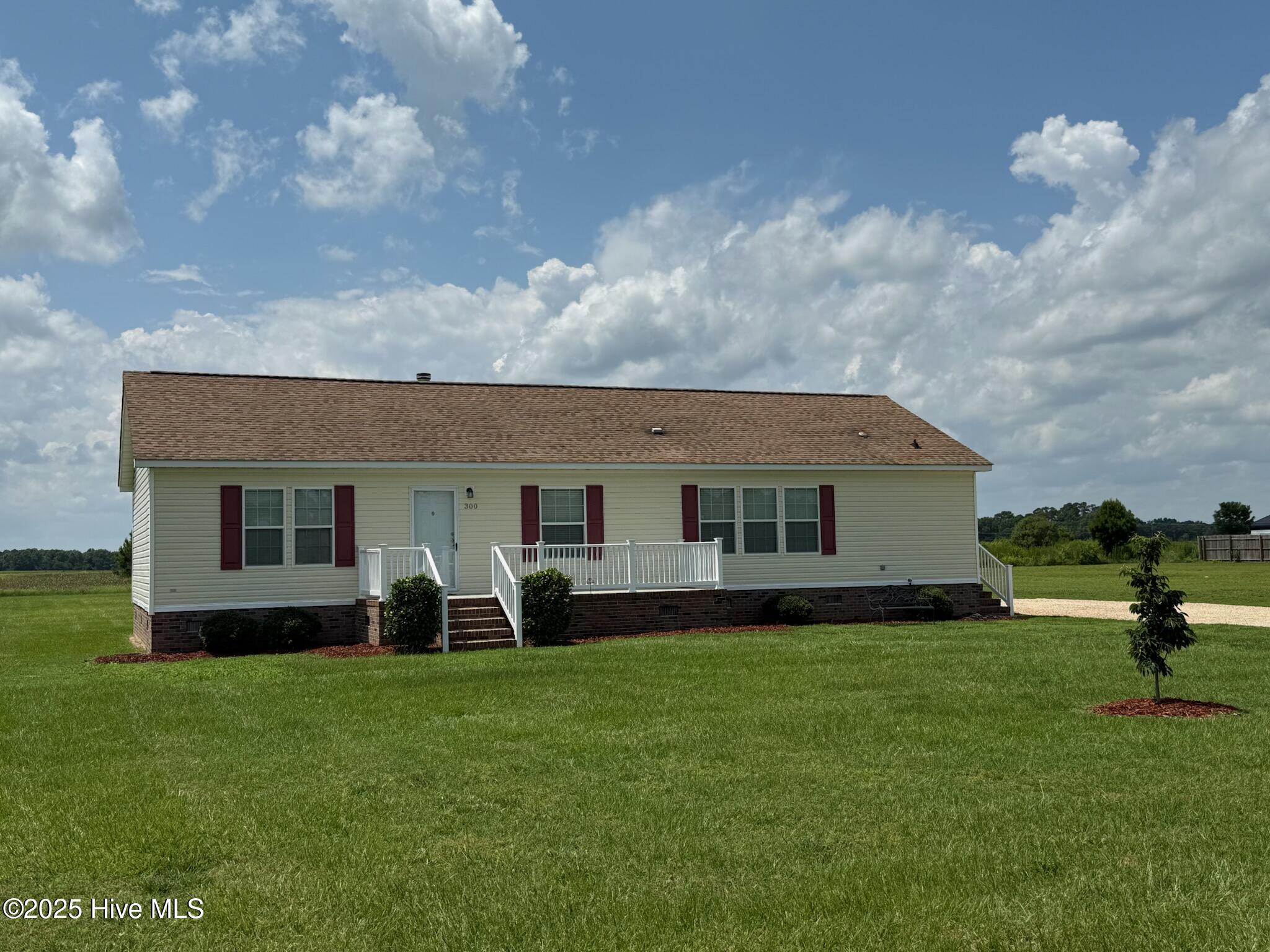 300 Belvoir School Road Property Photo 1