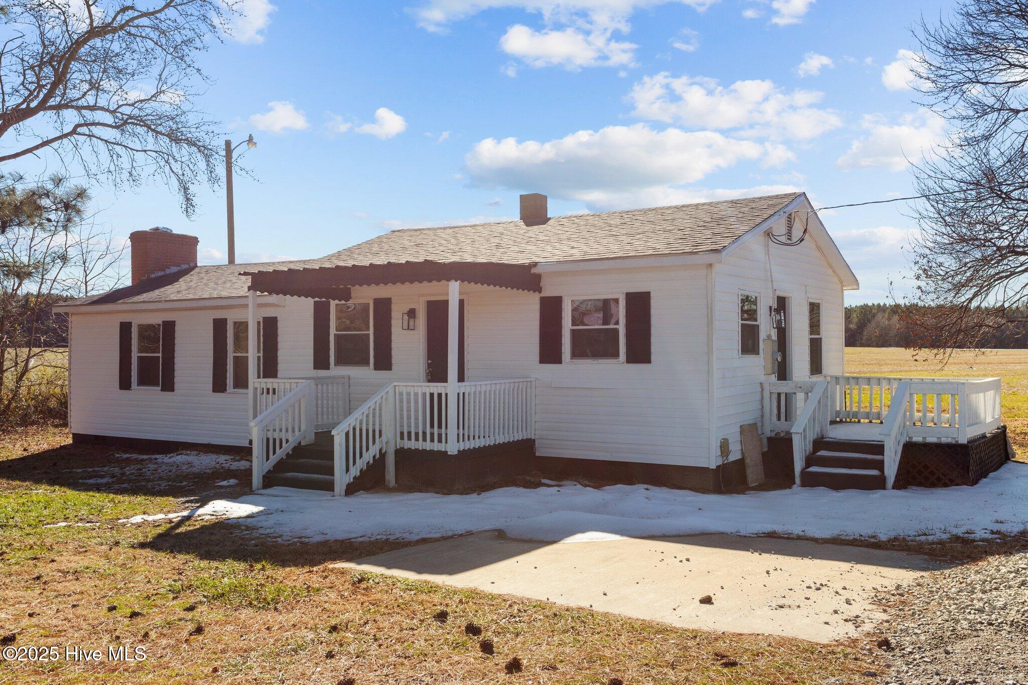 1279 Warner Bridge Road Property Photo 2