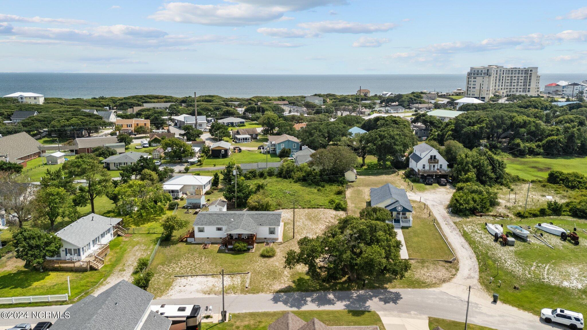 189 Shore Drive Property Photo 10