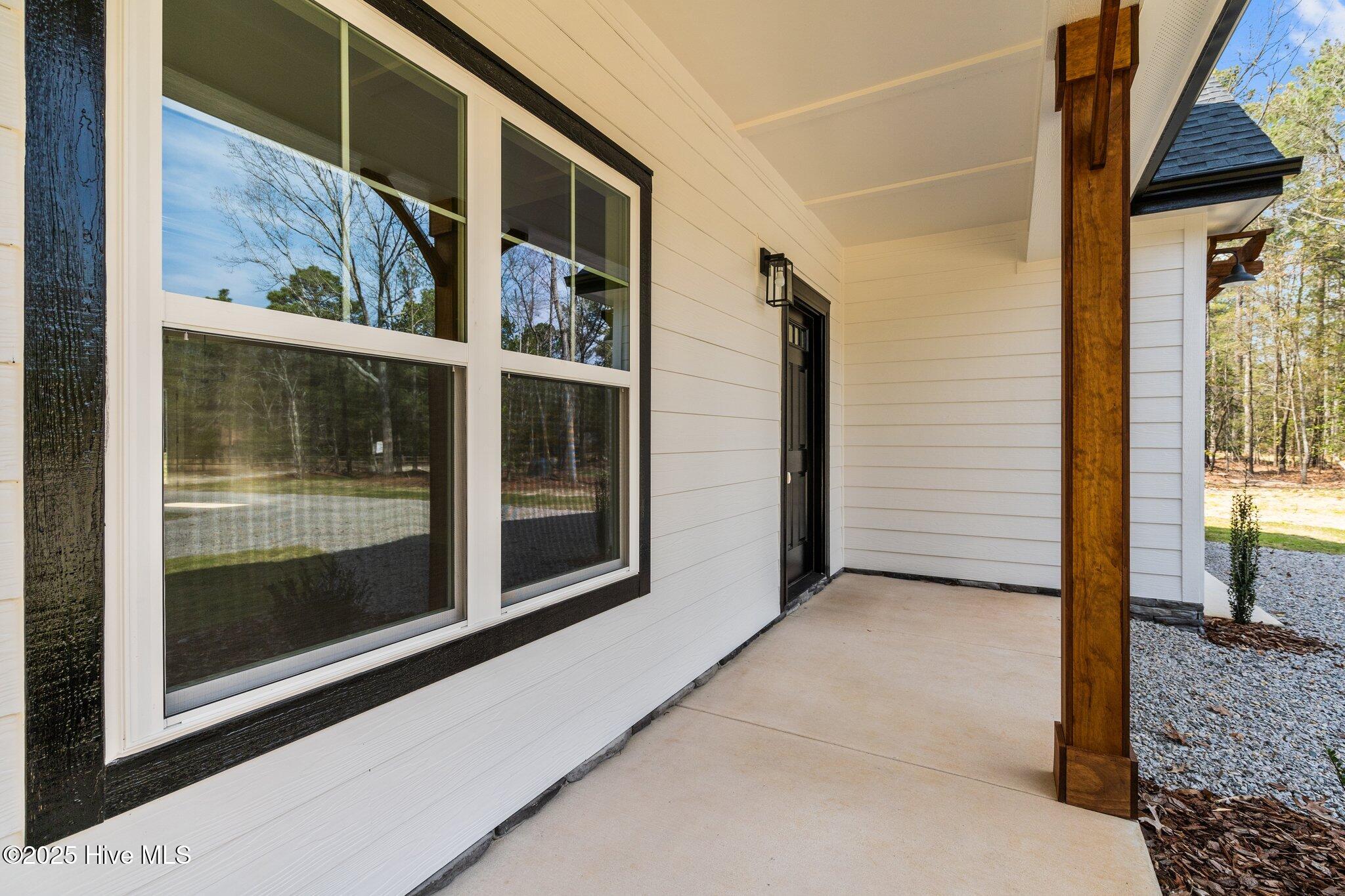 160 Cedar Lane Drive Property Photo 8
