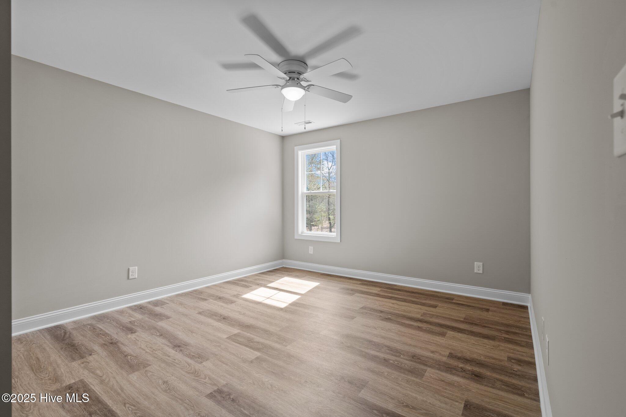 160 Cedar Lane Drive Property Photo 28