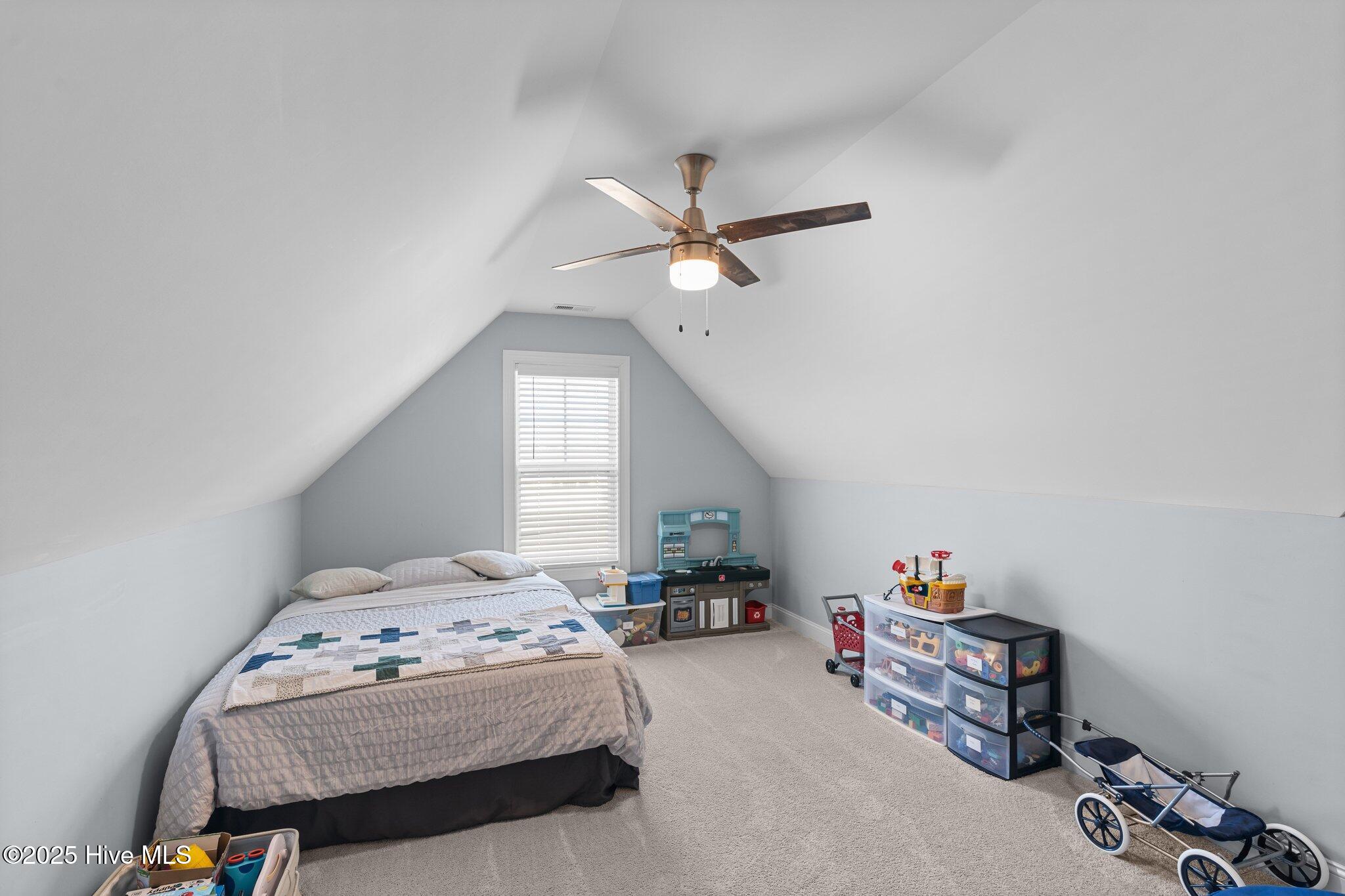 576 Norberry Drive Property Photo 33
