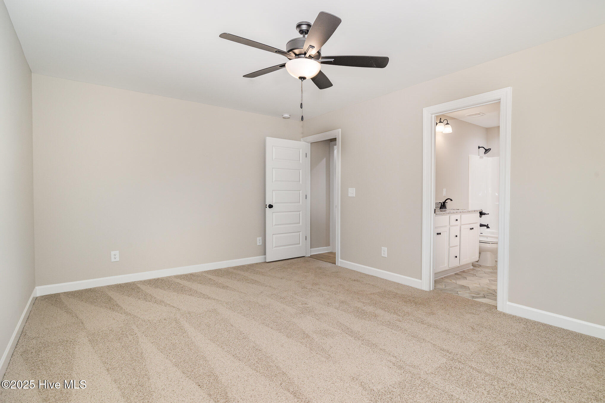 307 E Pope Avenue Property Photo 13