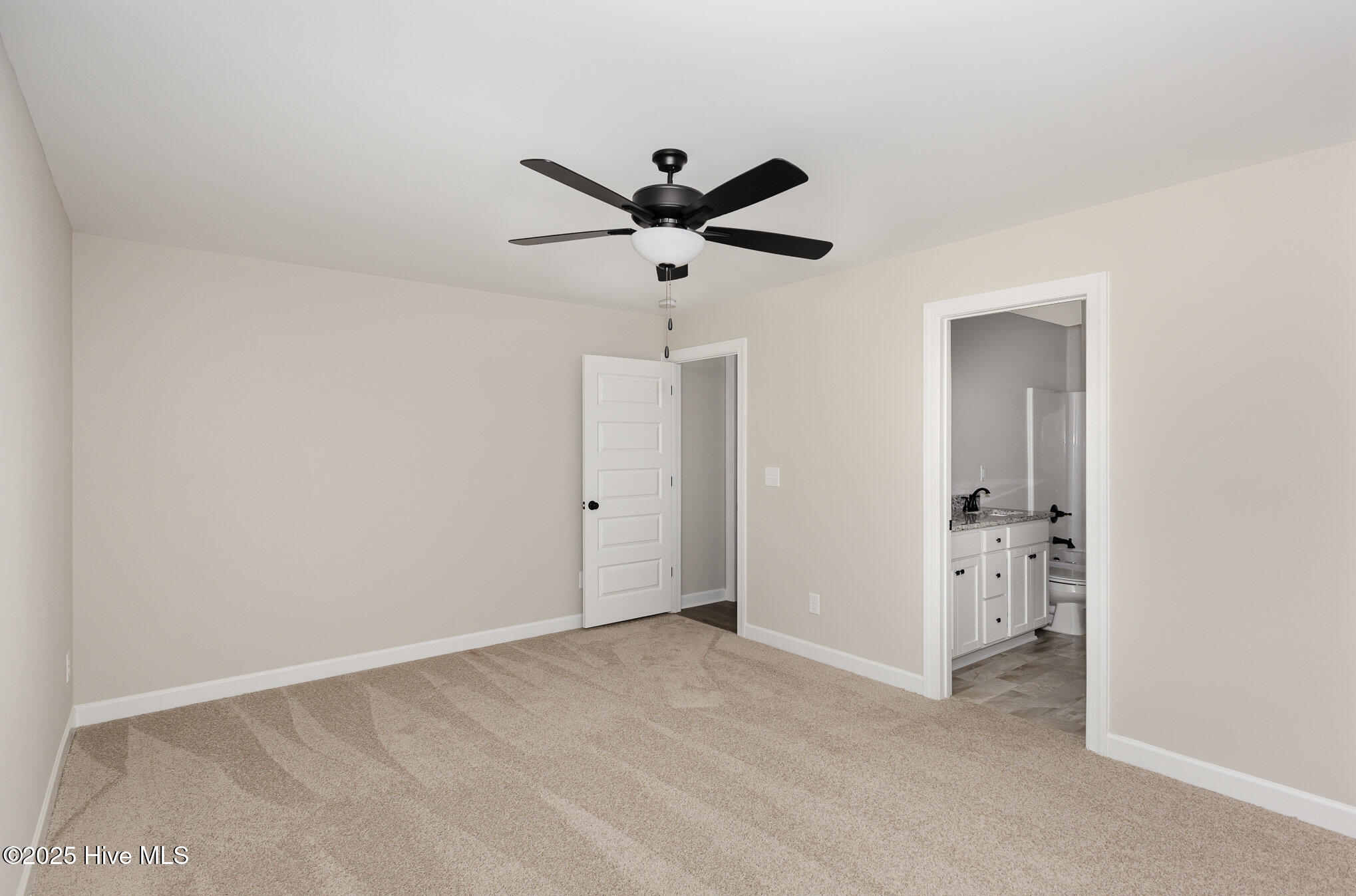 305 E Pope Avenue Property Photo 15