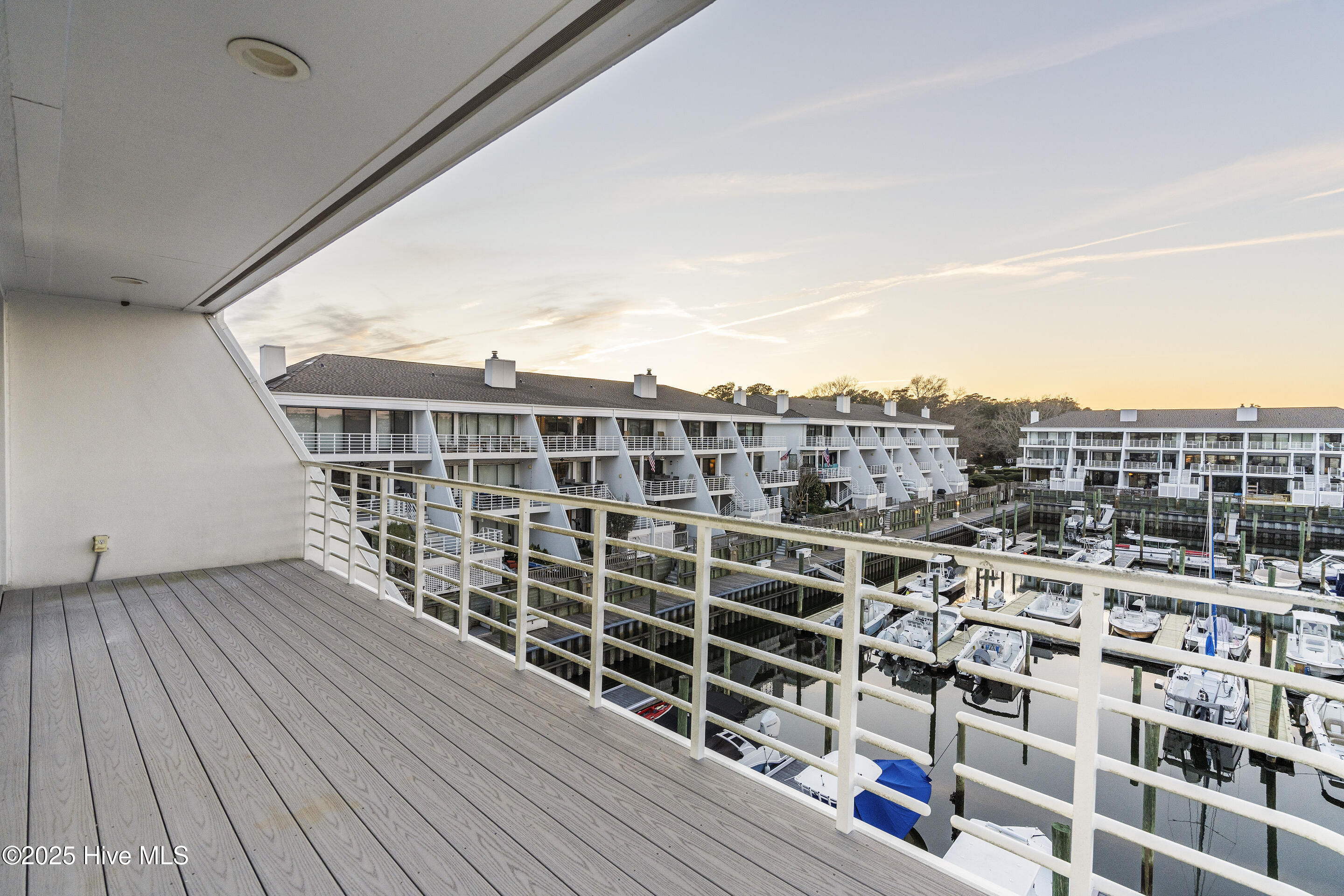 5431 Marina Club Drive Property Photo 44