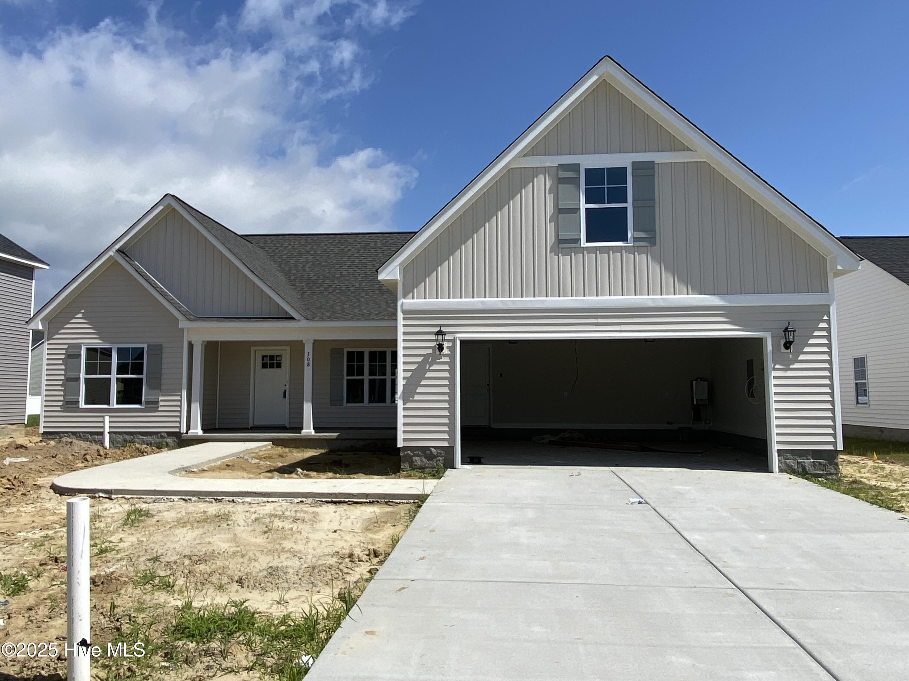 308 Oleander Drive Property Photo 1