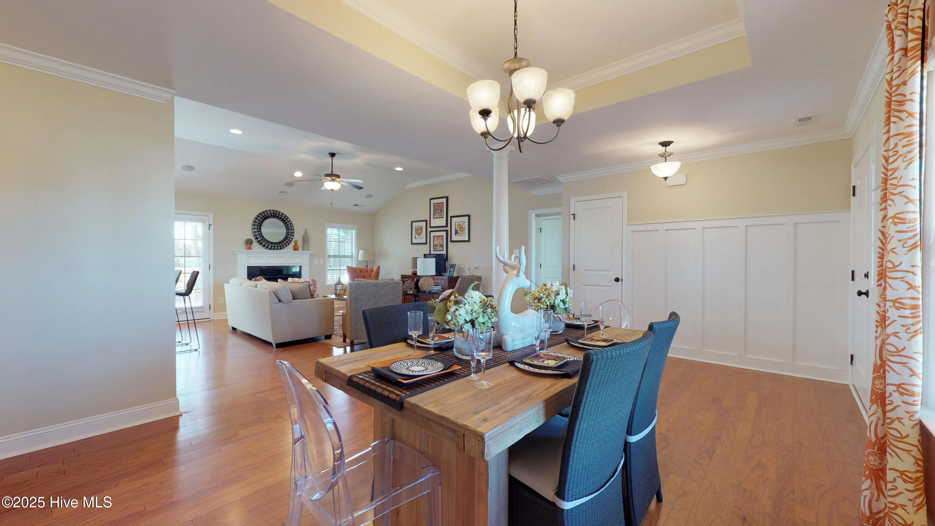 308 Oleander Drive Property Photo 6