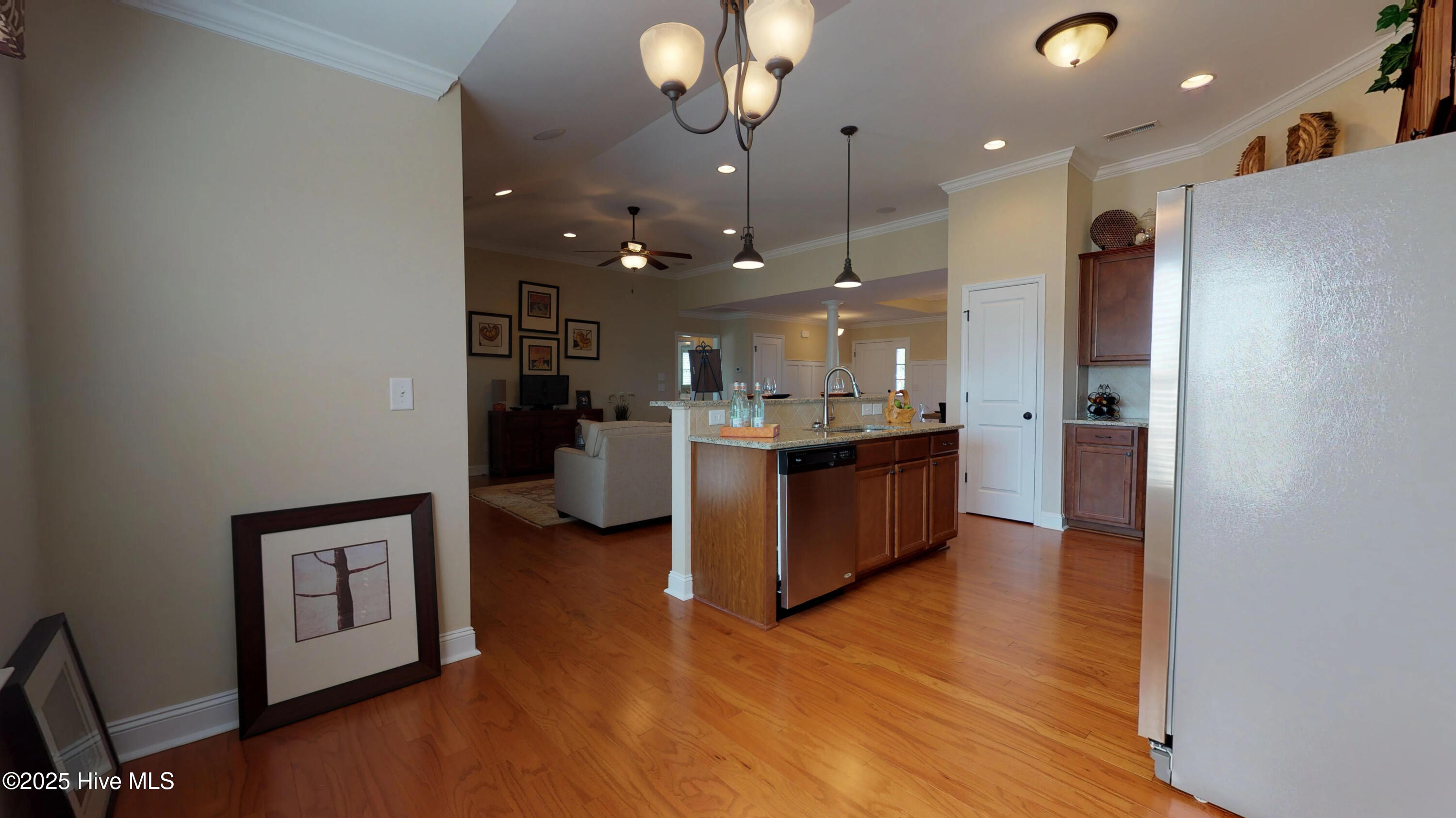 308 Oleander Drive Property Photo 15