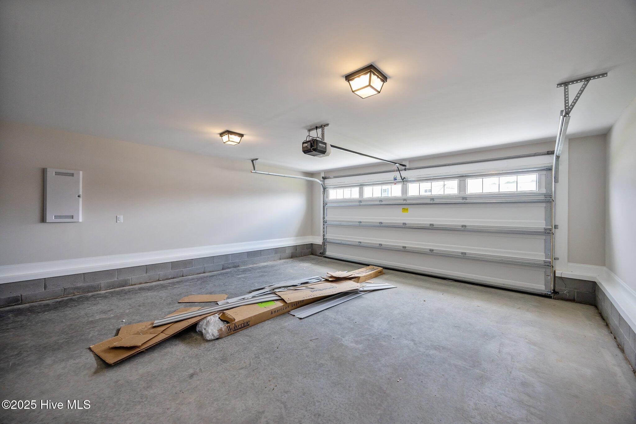 716 Peridot Court Property Photo 6