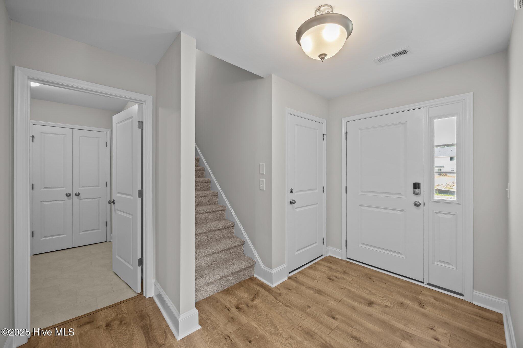 716 Peridot Court Property Photo 8