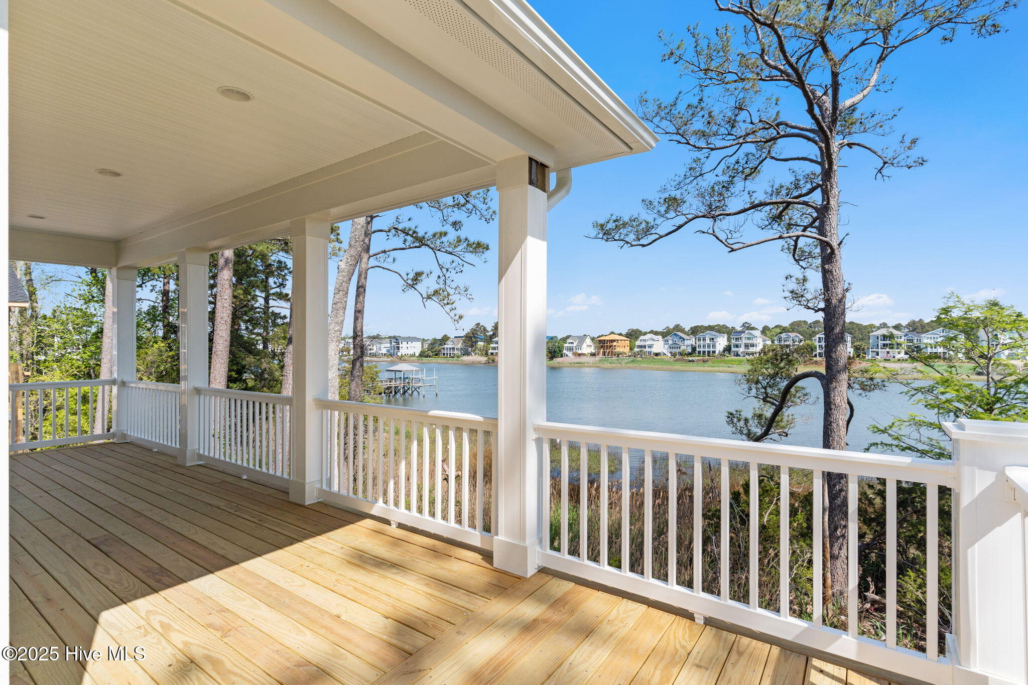 3706 E Yacht Drive Property Photo 3