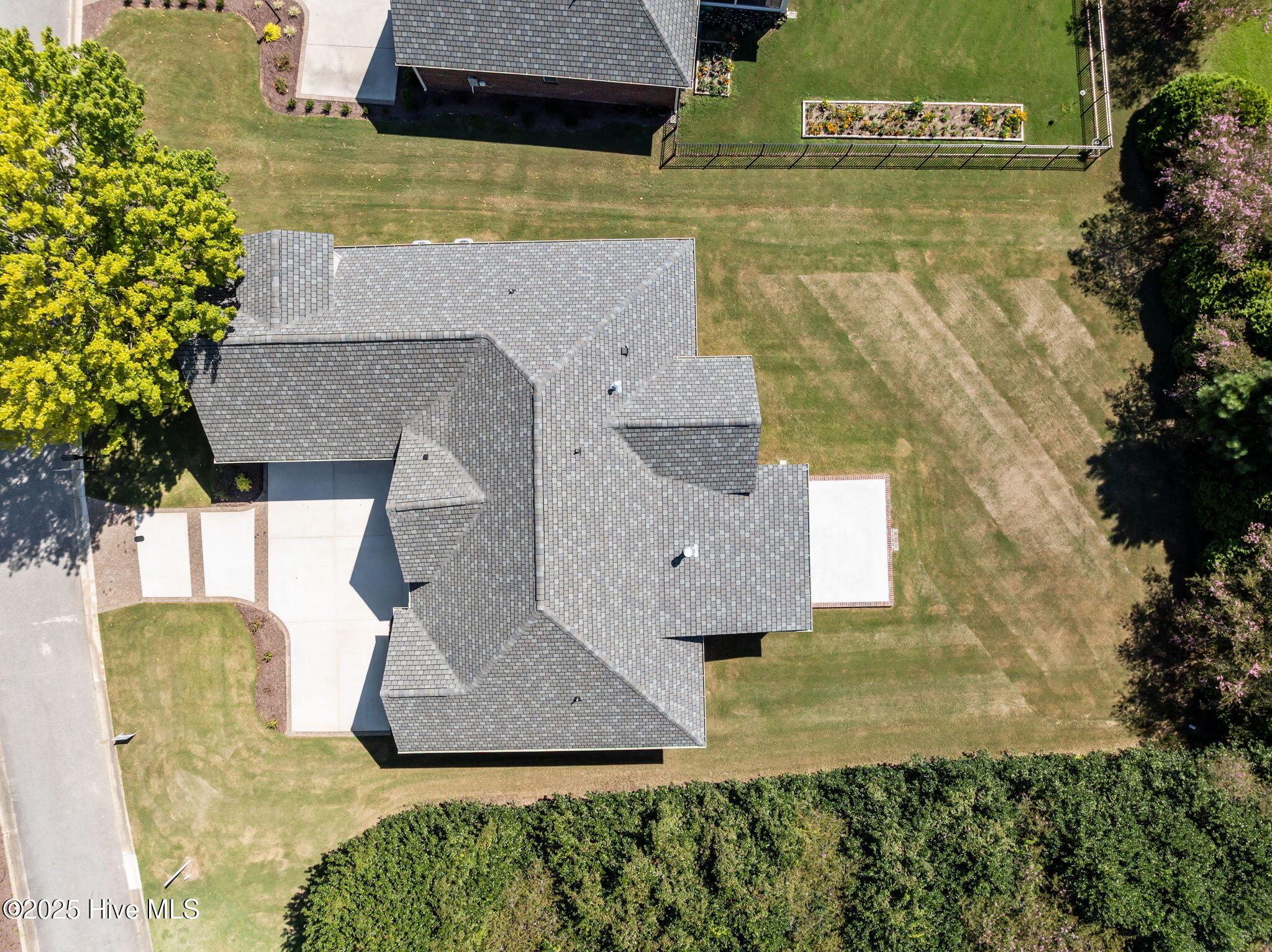 305 Jack Place Property Photo 43