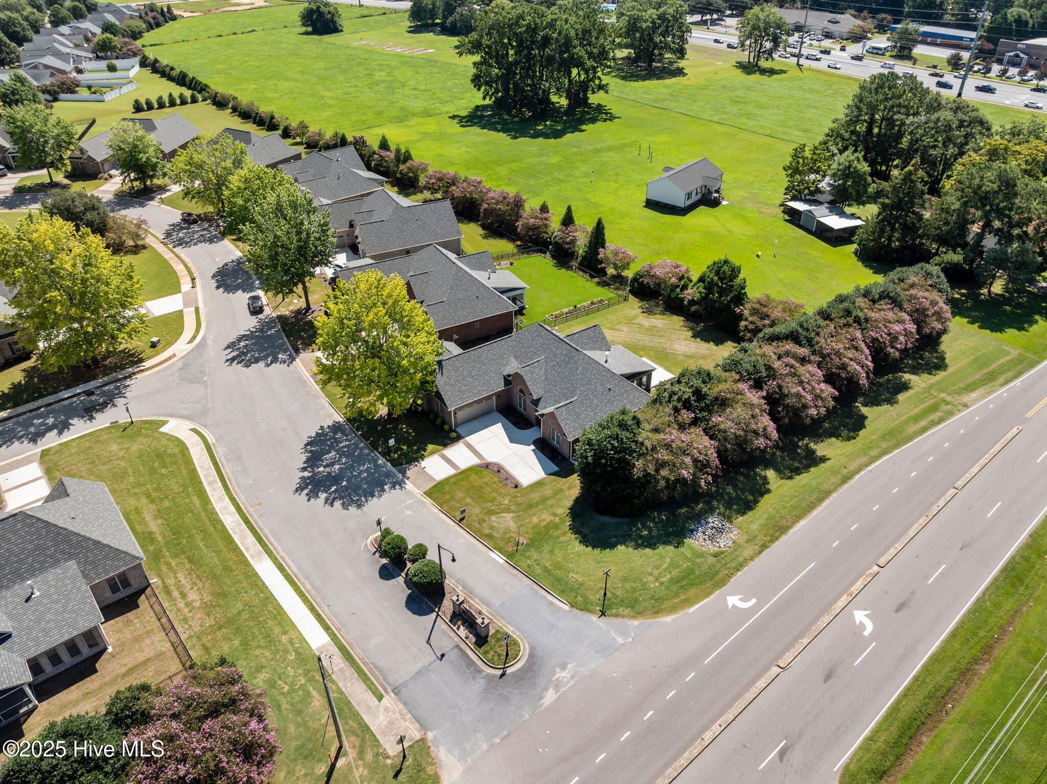 305 Jack Place Property Photo 44