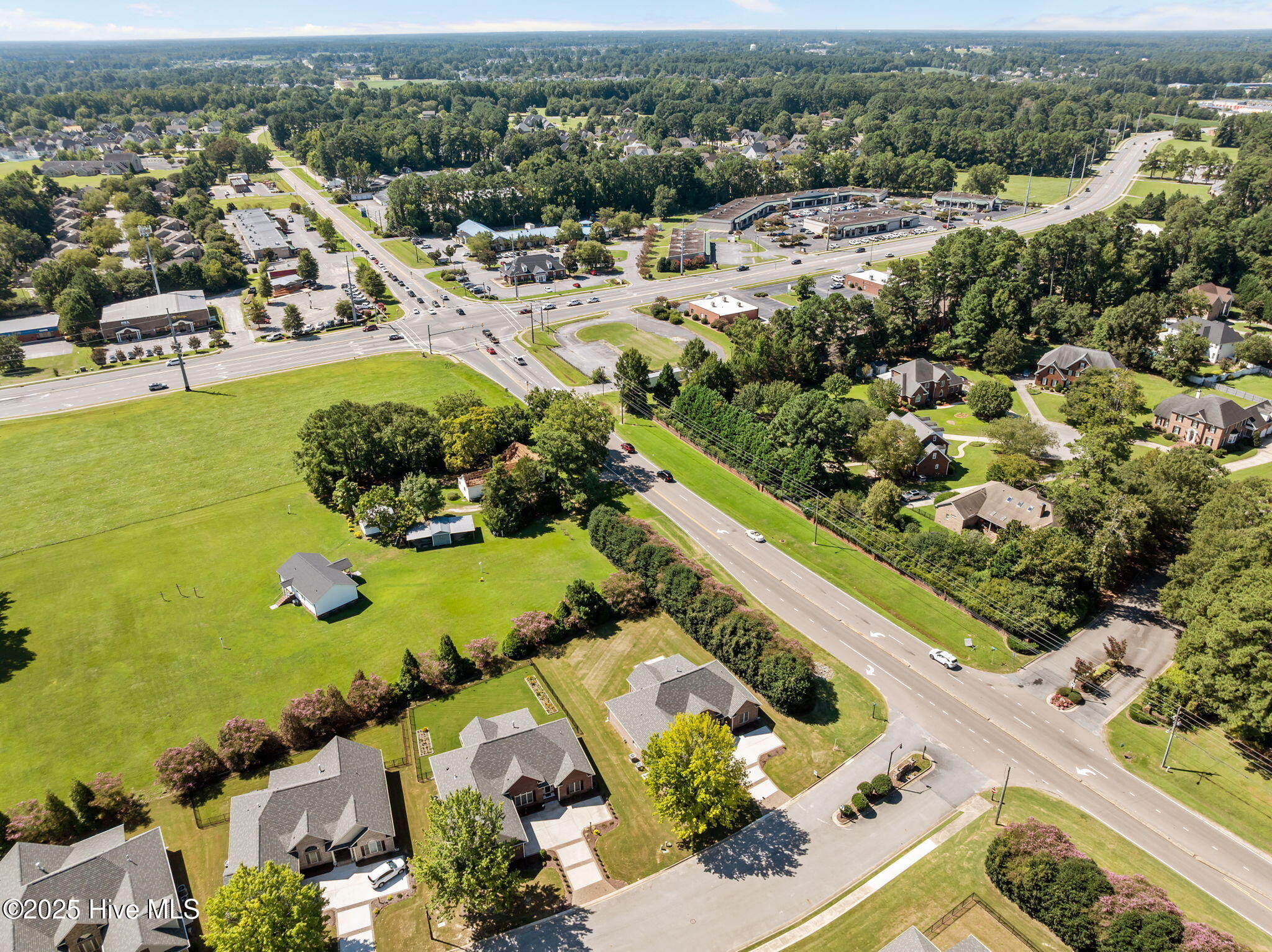 305 Jack Place Property Photo 47